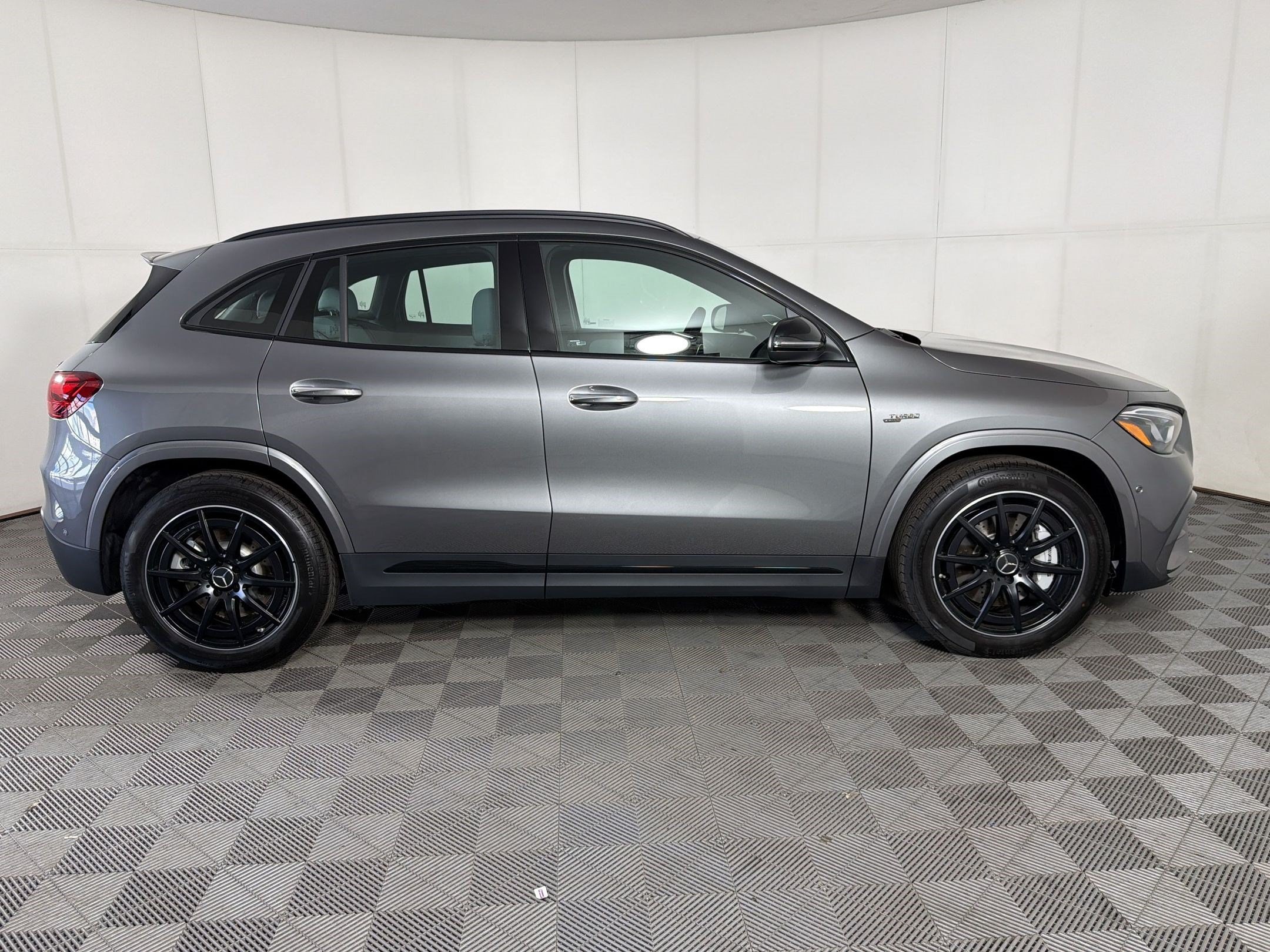 AMG GLA 35 4MATIC SUV