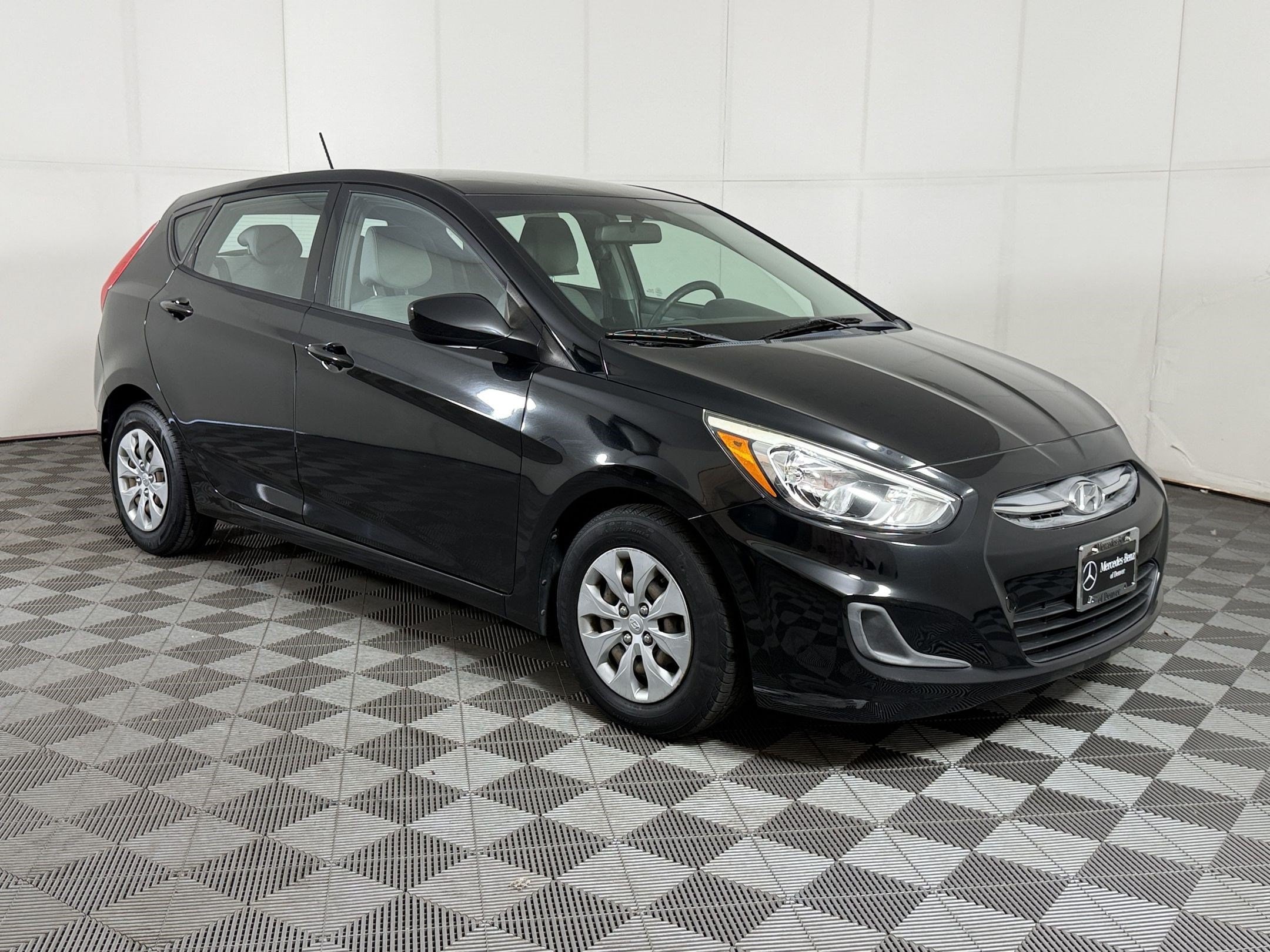 2017 Hyundai Accent SE Hatchback