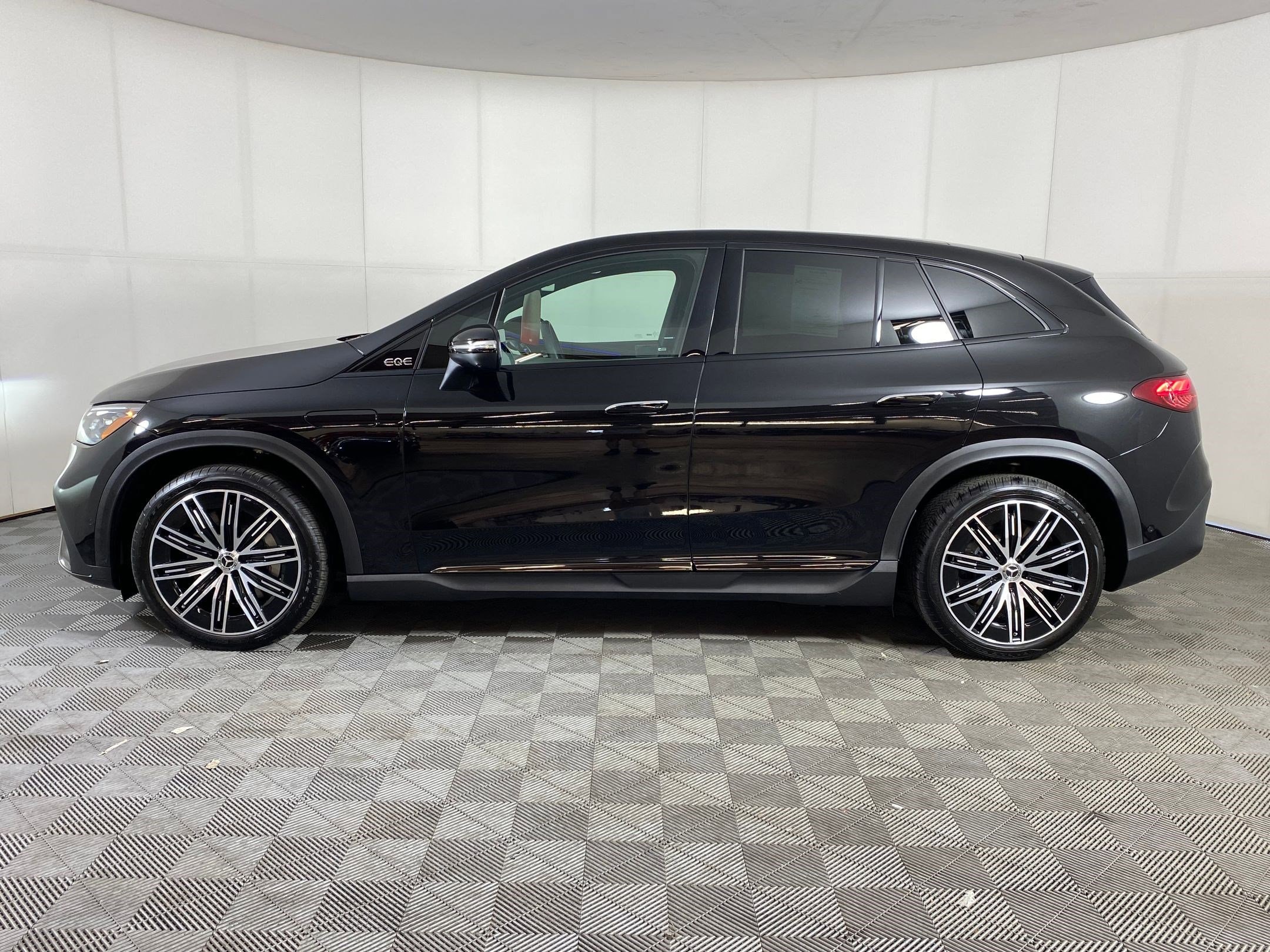 Certified 2024 Mercedes-Benz EQE SUV Base with VIN 4JGGM1CBXRA043026 for sale in Denver, CO