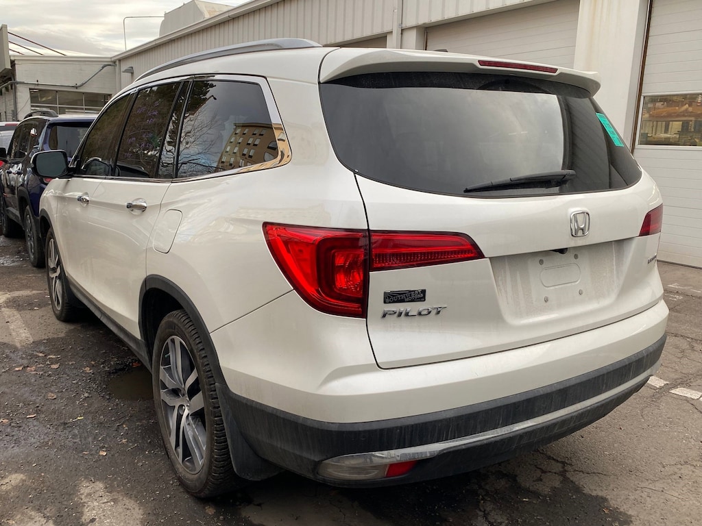Used 2018 Honda Pilot Touring SUV