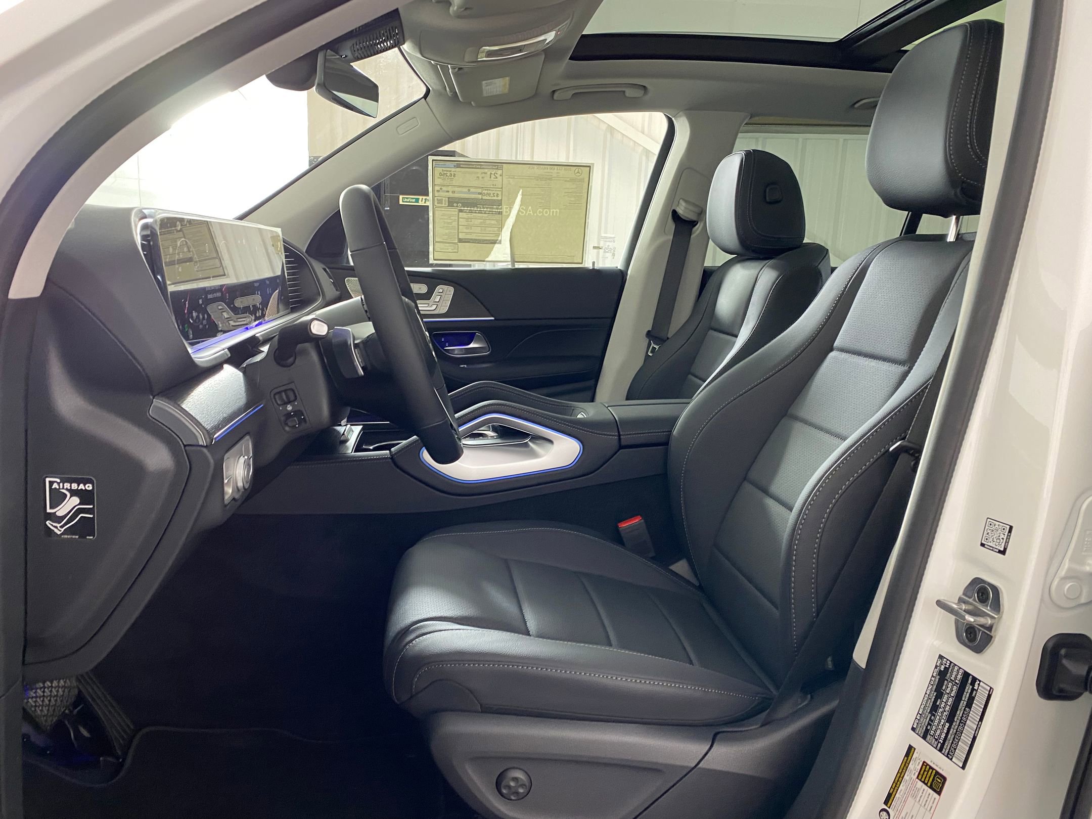 2026 Mercedes Benz GLE 450 4MATIC photo 3