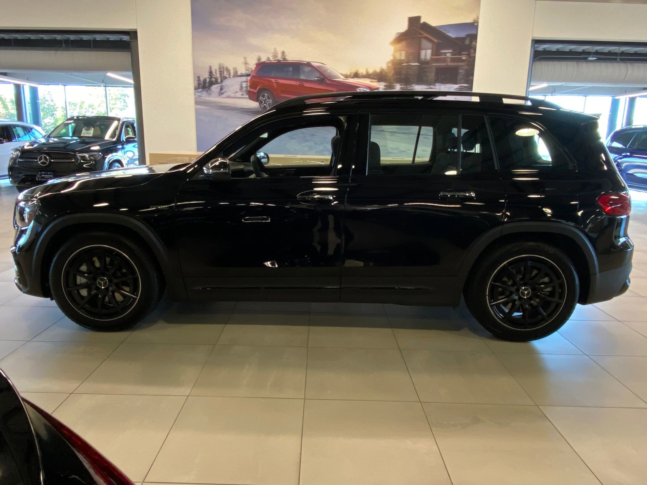 2026 Mercedes Benz GLB AMG 35 4MATIC photo 2