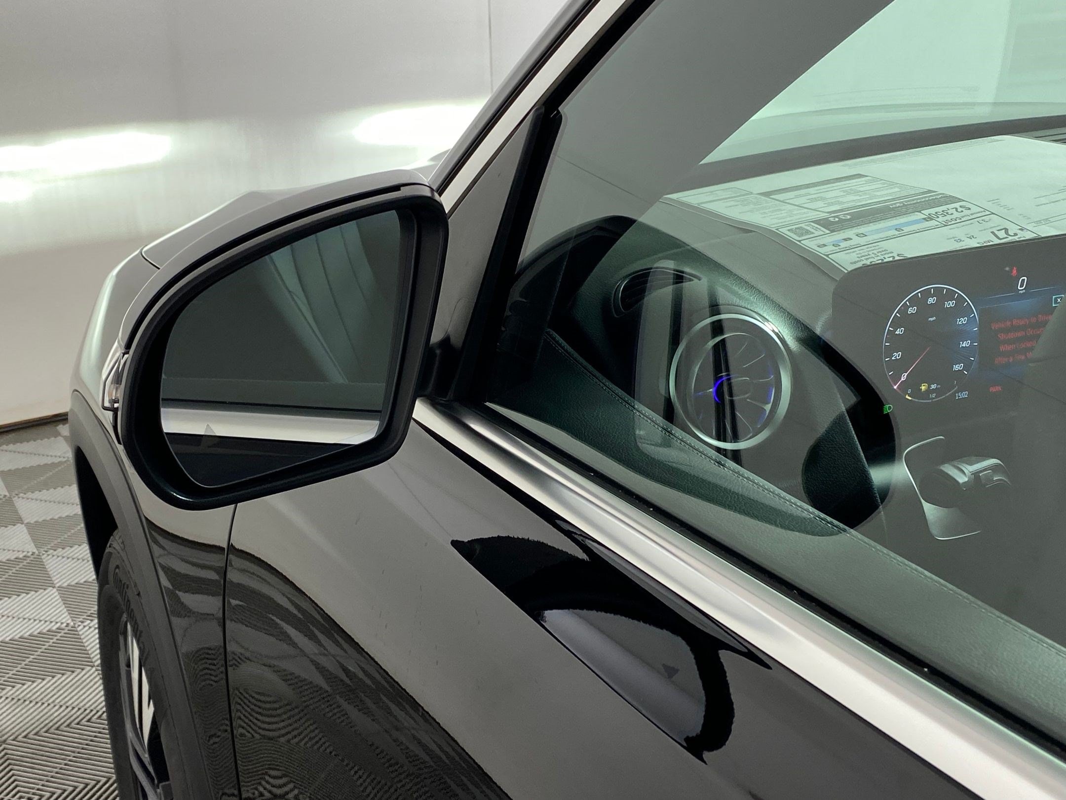 2025 Mercedes-Benz GLB Base - Photo 21