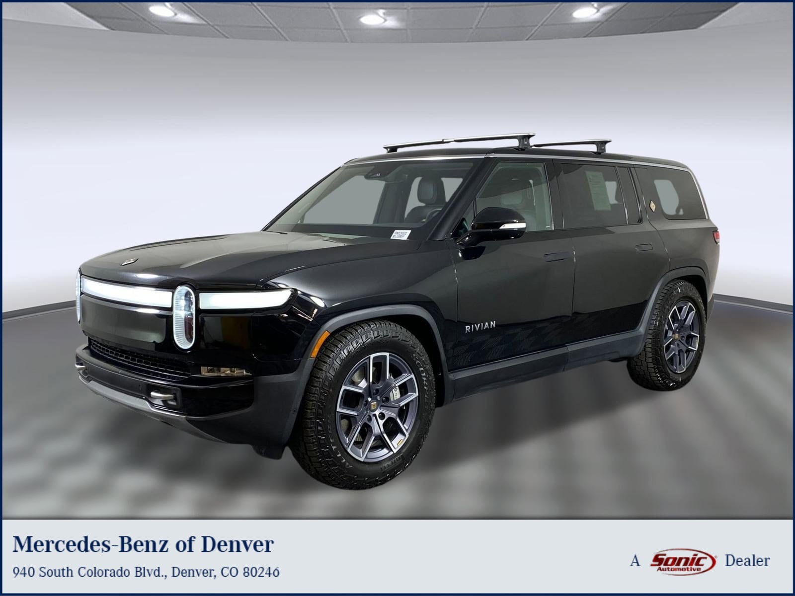 2024 Rivian R1S Adventure