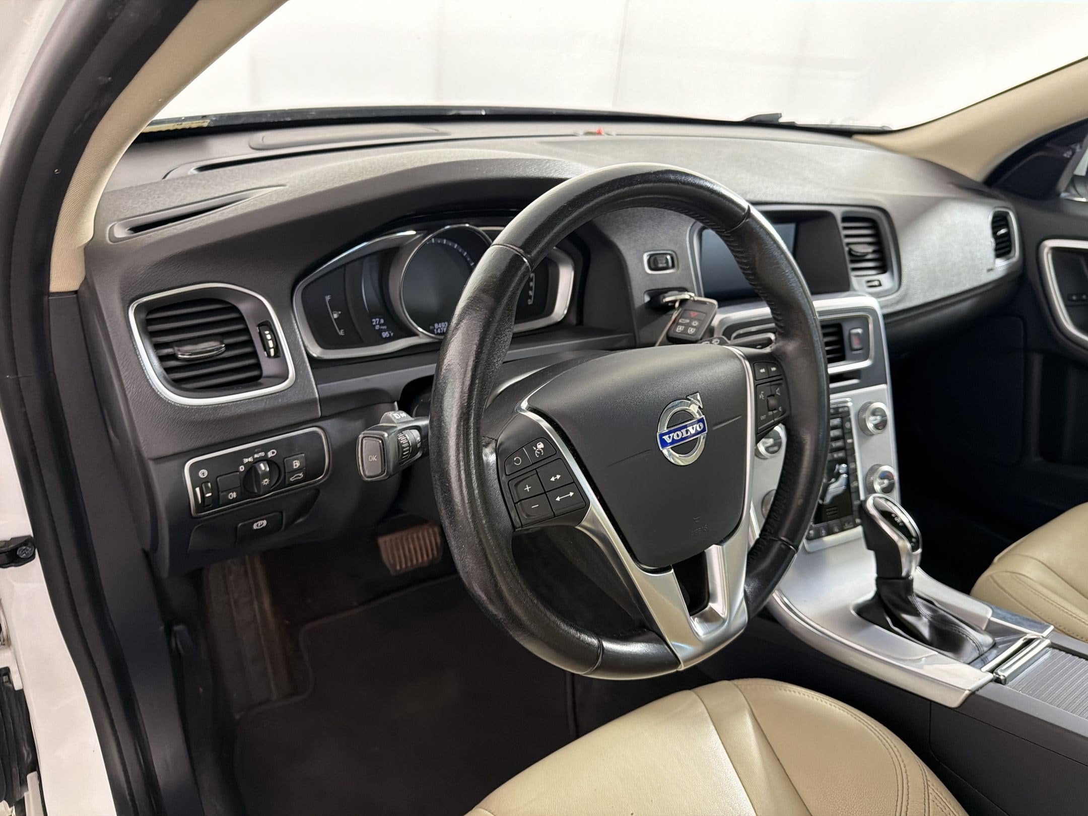 V60 T5 Dynamic Station Wagon