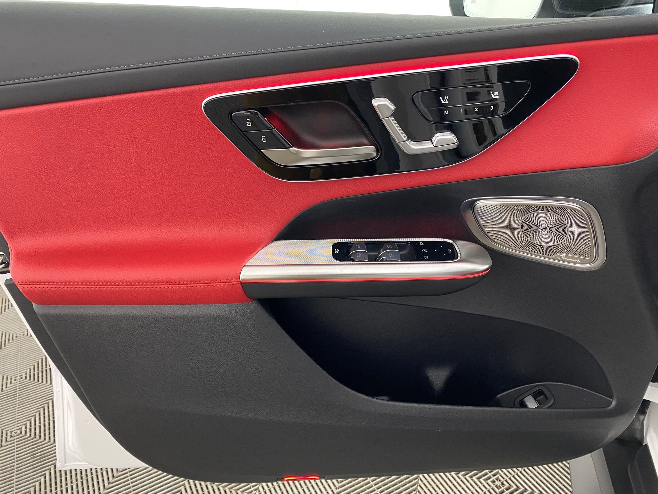 2026 Mercedes-Benz GLC Base - Photo 11