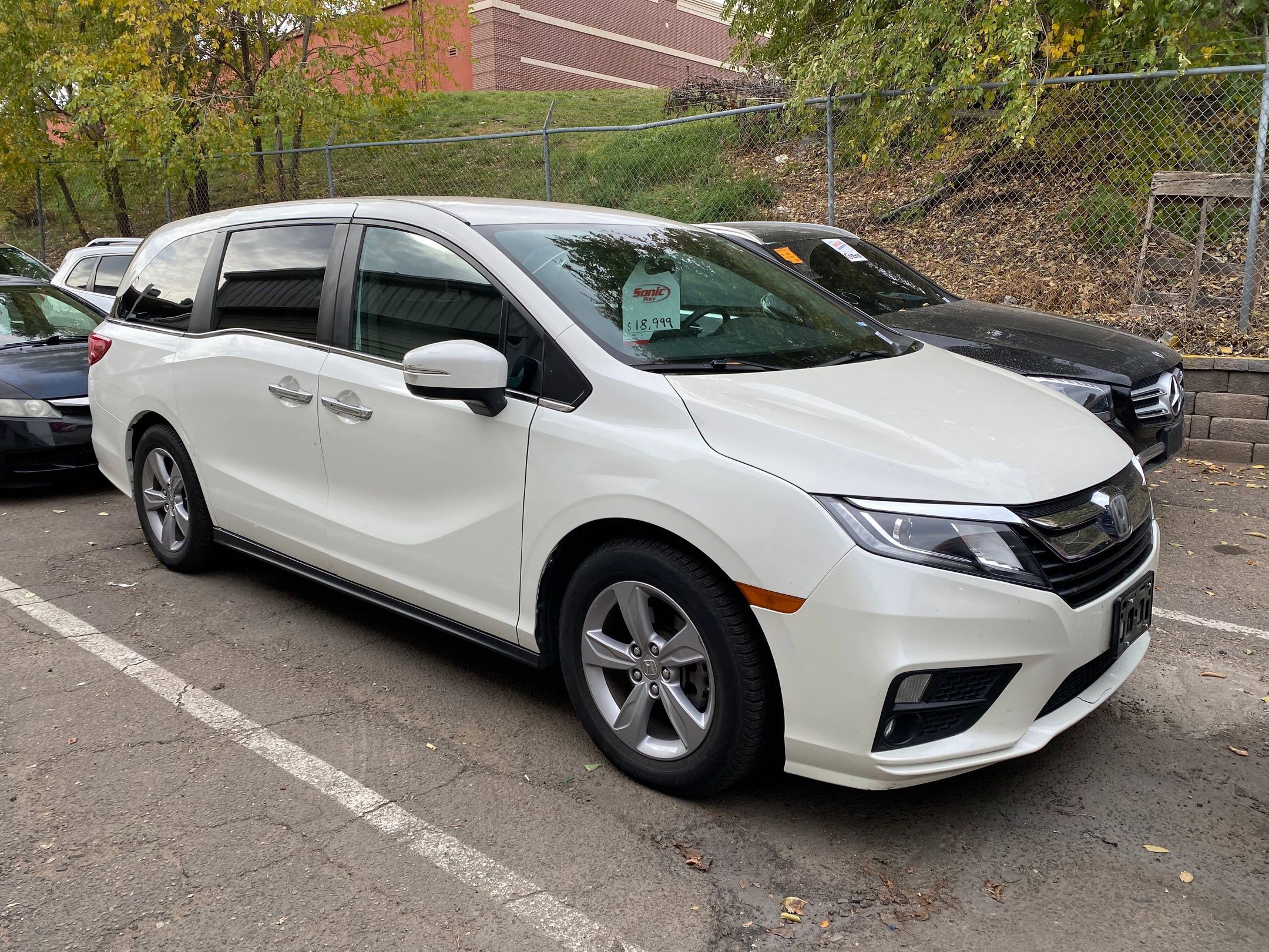 2018 Honda Odyssey EX photo 4