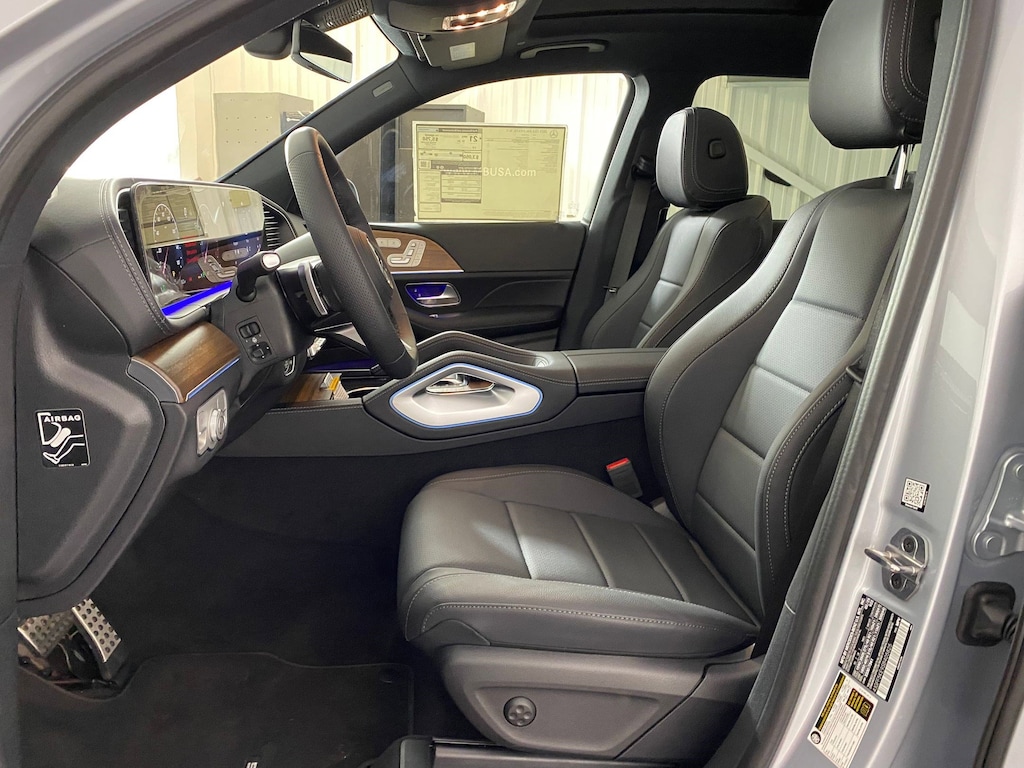 New 2025 Mercedes-Benz GLS 450 4MATIC SUV