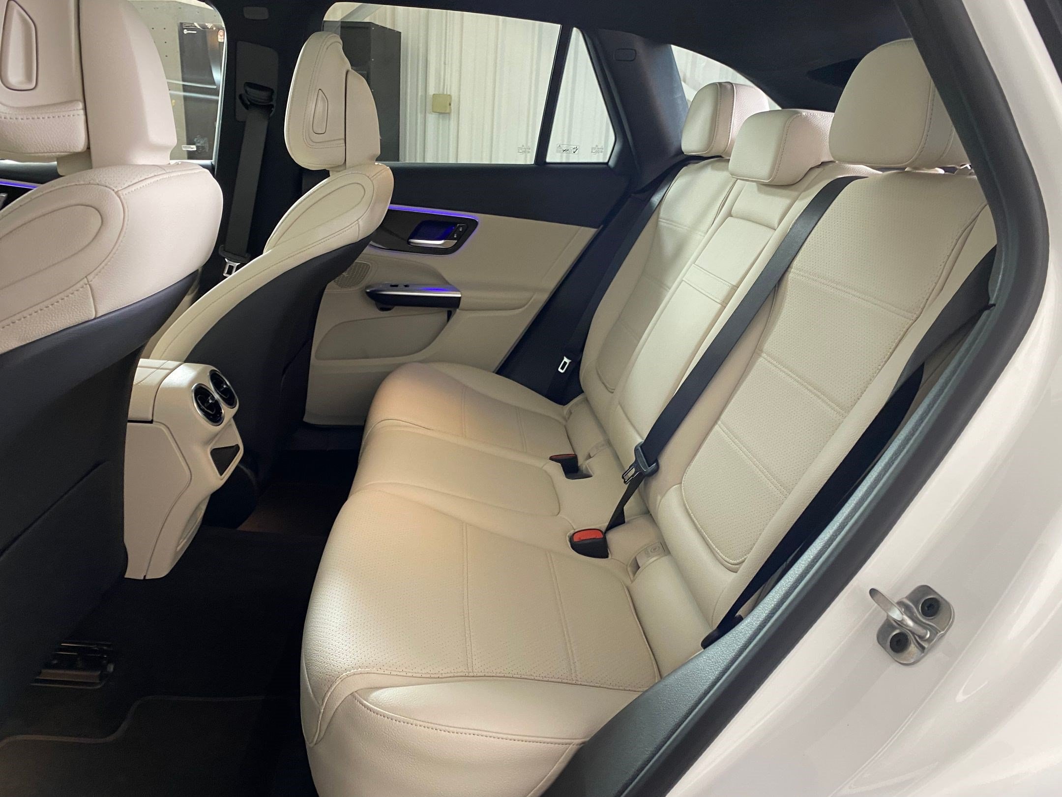 2026 Mercedes-Benz GLC Base - Photo 13