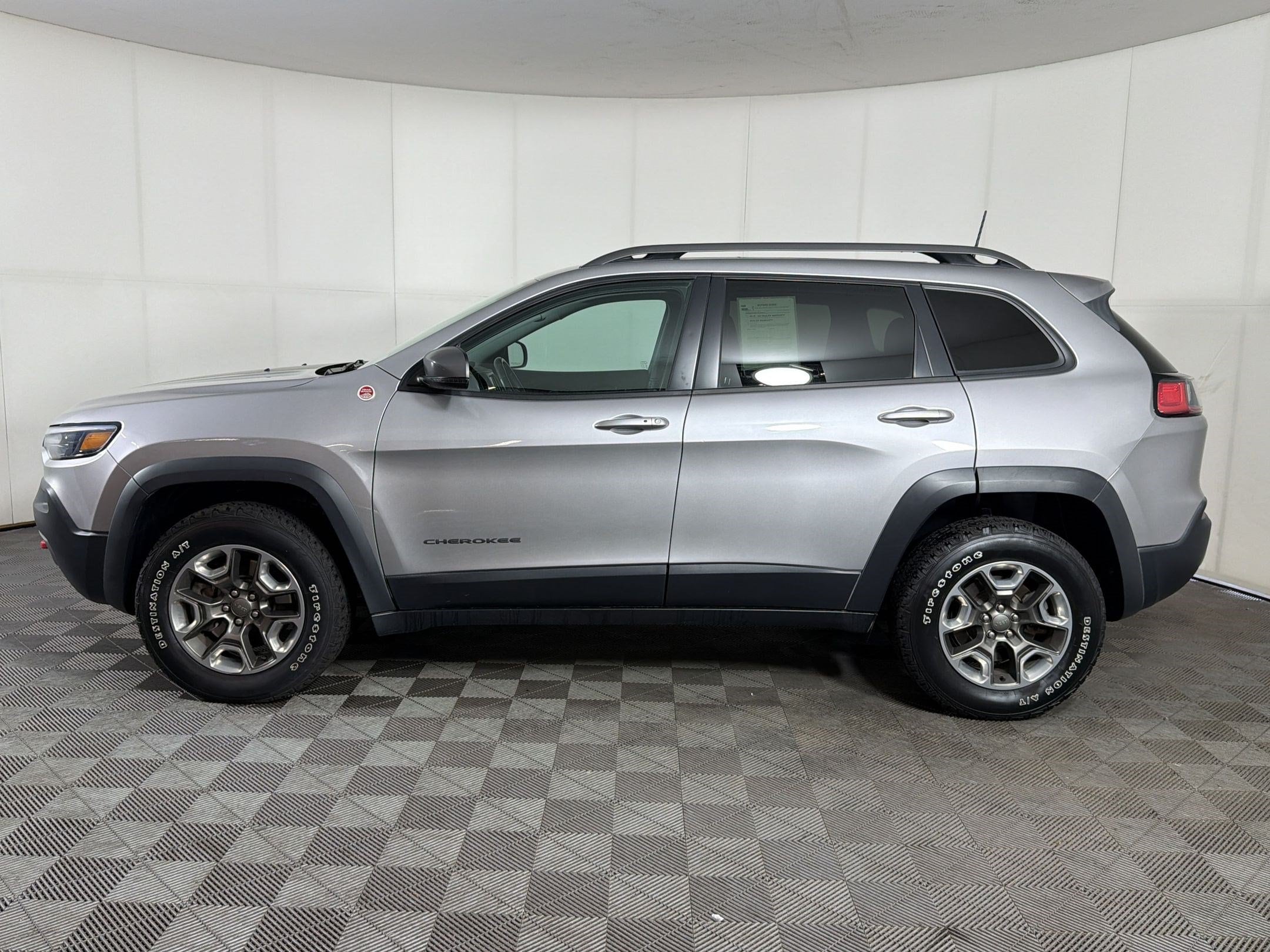 Cherokee Trailhawk 4x4 Sport Utility