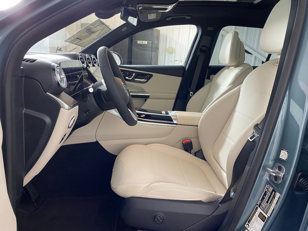 New 2026 Mercedes-Benz GLC 300 4MATIC SUV