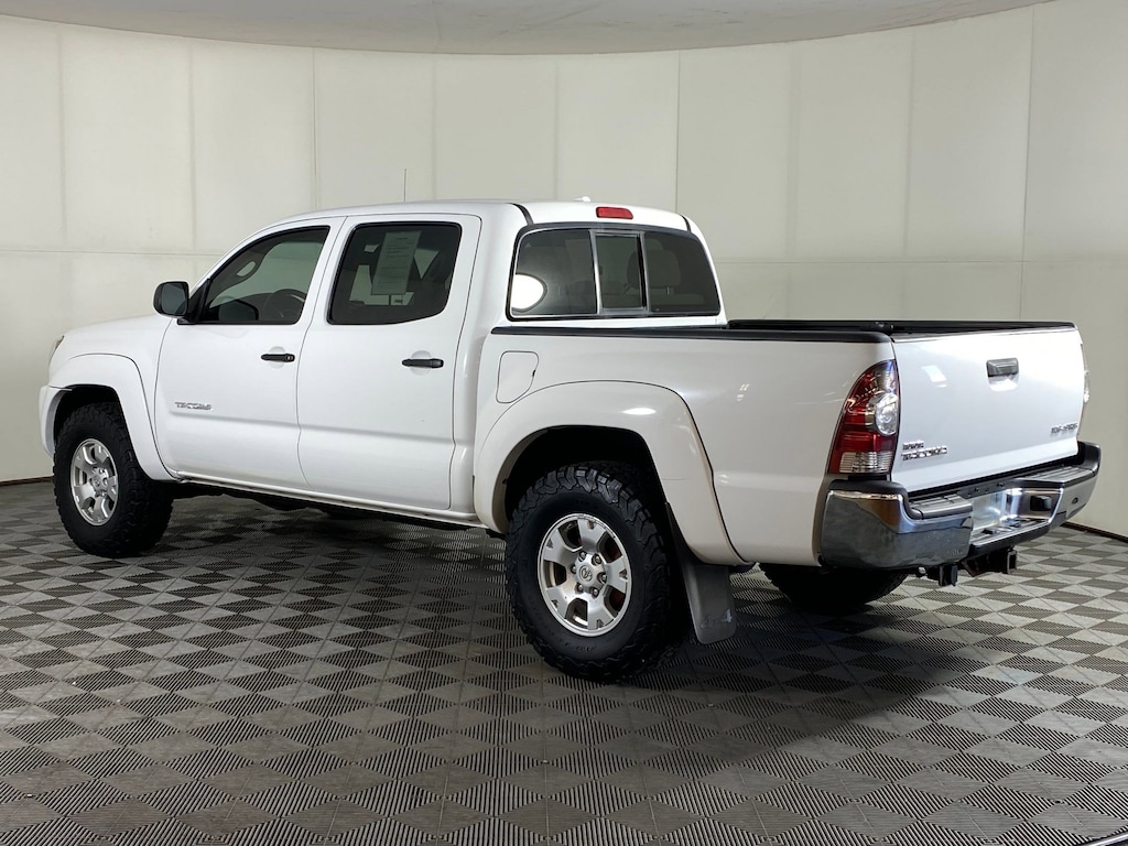 Used 2010 Toyota Tacoma 4WD Double V6 MT (Natl) Truck Double Cab