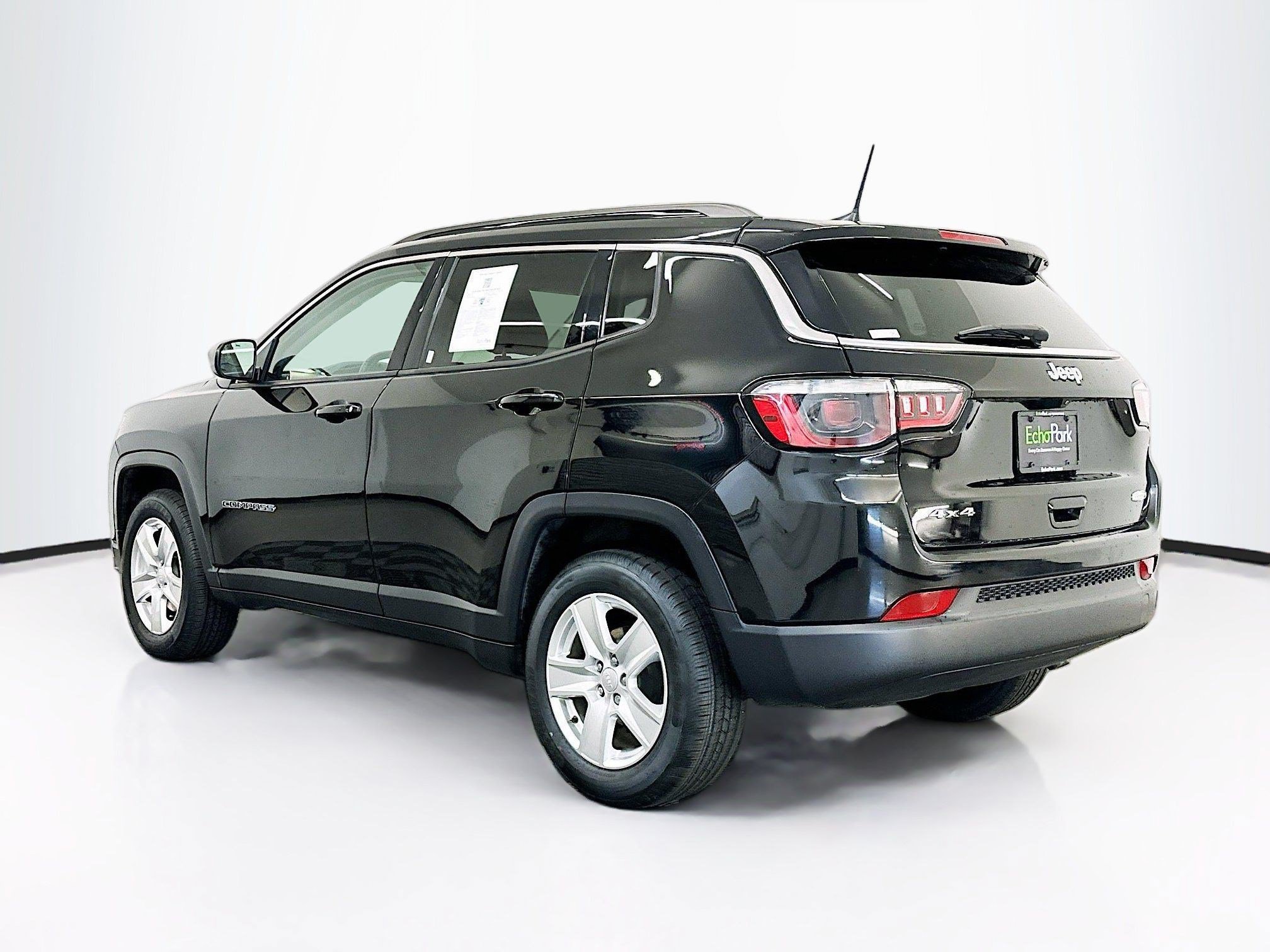Compass Latitude Sport Utility