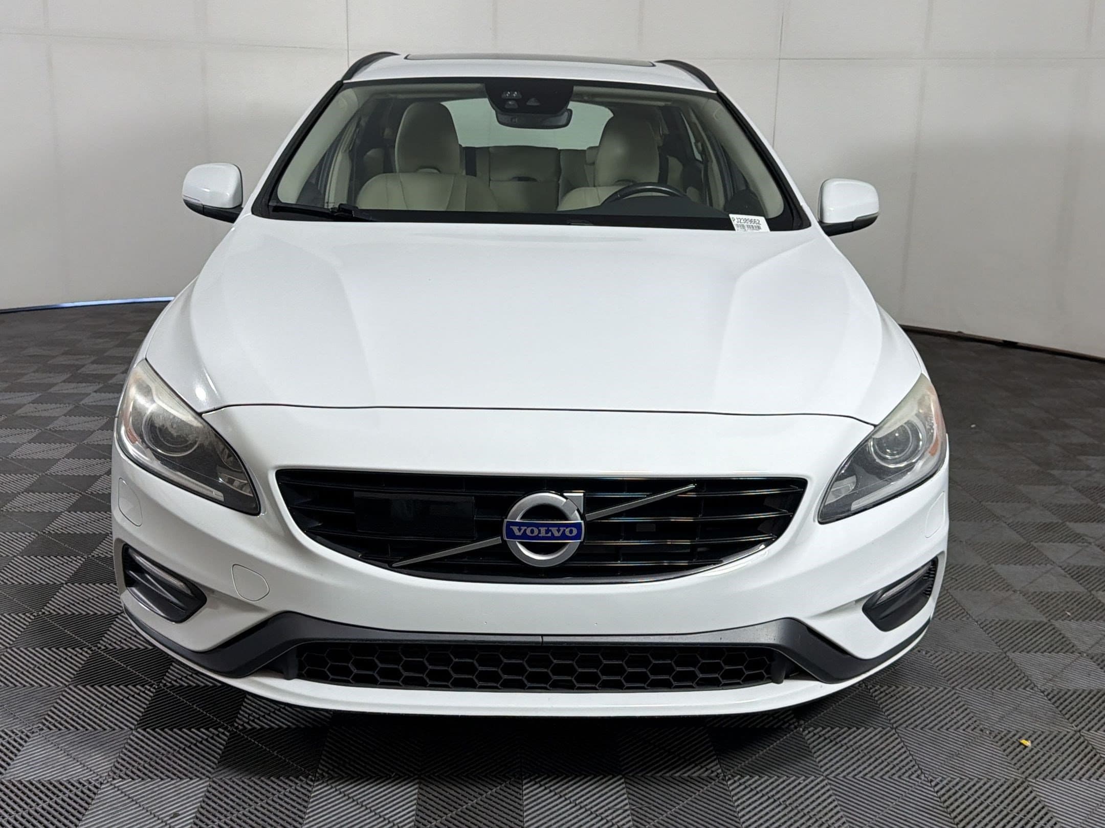 V60 T5 Dynamic Station Wagon