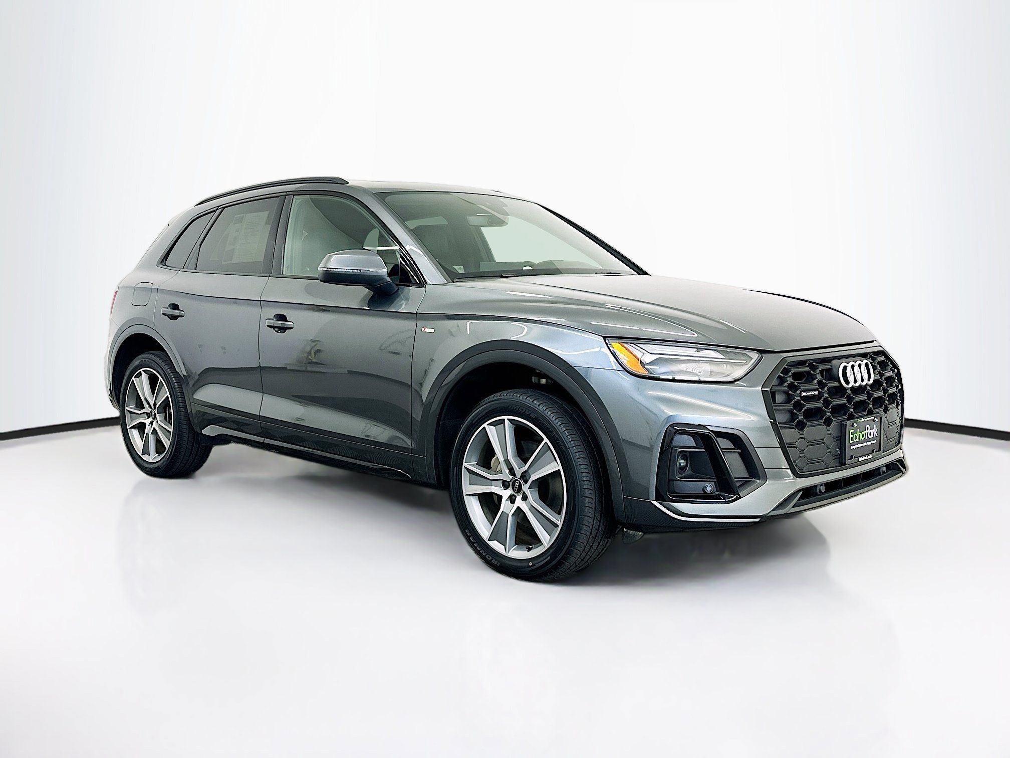 Q5 45 S Line Premium Sport Utility