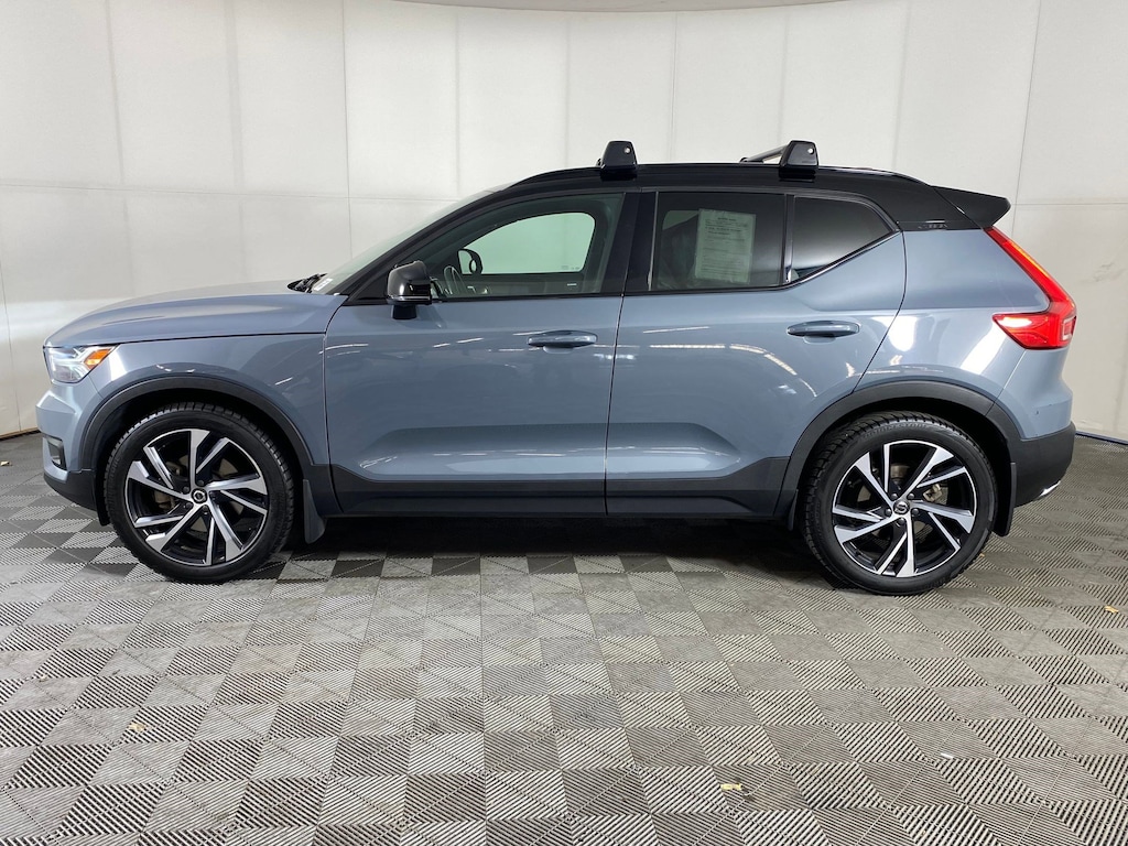 Used 2020 Volvo XC40 R-Design SUV