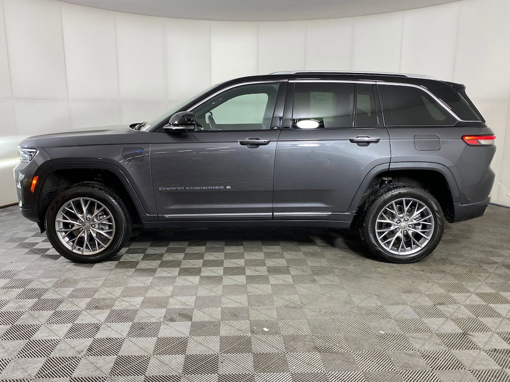 Used 2022 Jeep Grand Cherokee 4xe Summit SUV