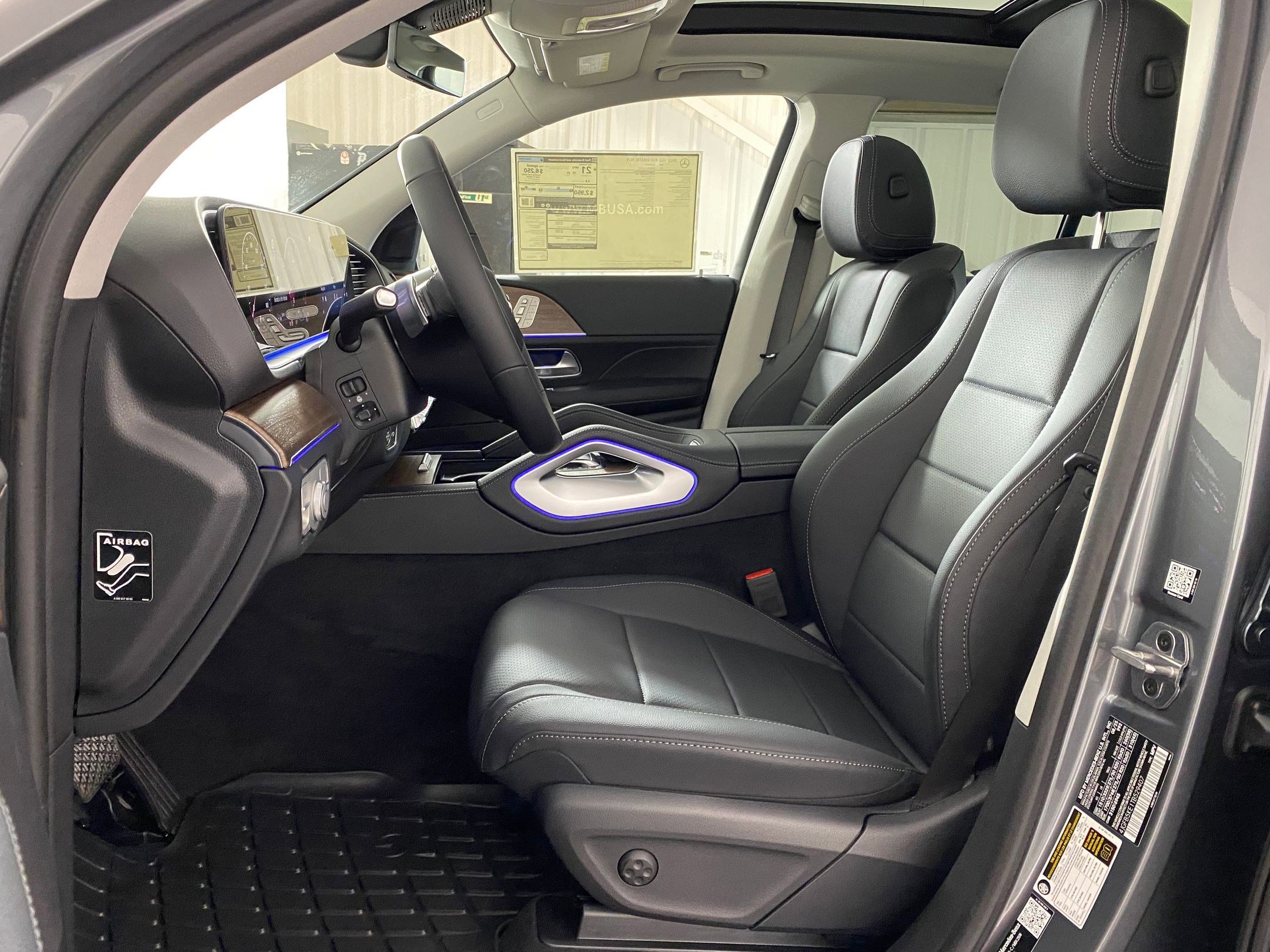 2026 Mercedes Benz GLE 450 4MATIC photo 4