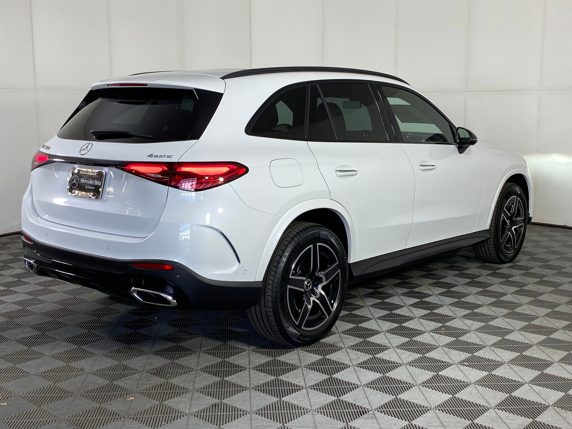 2026 Mercedes-Benz GLC Base - Photo 8