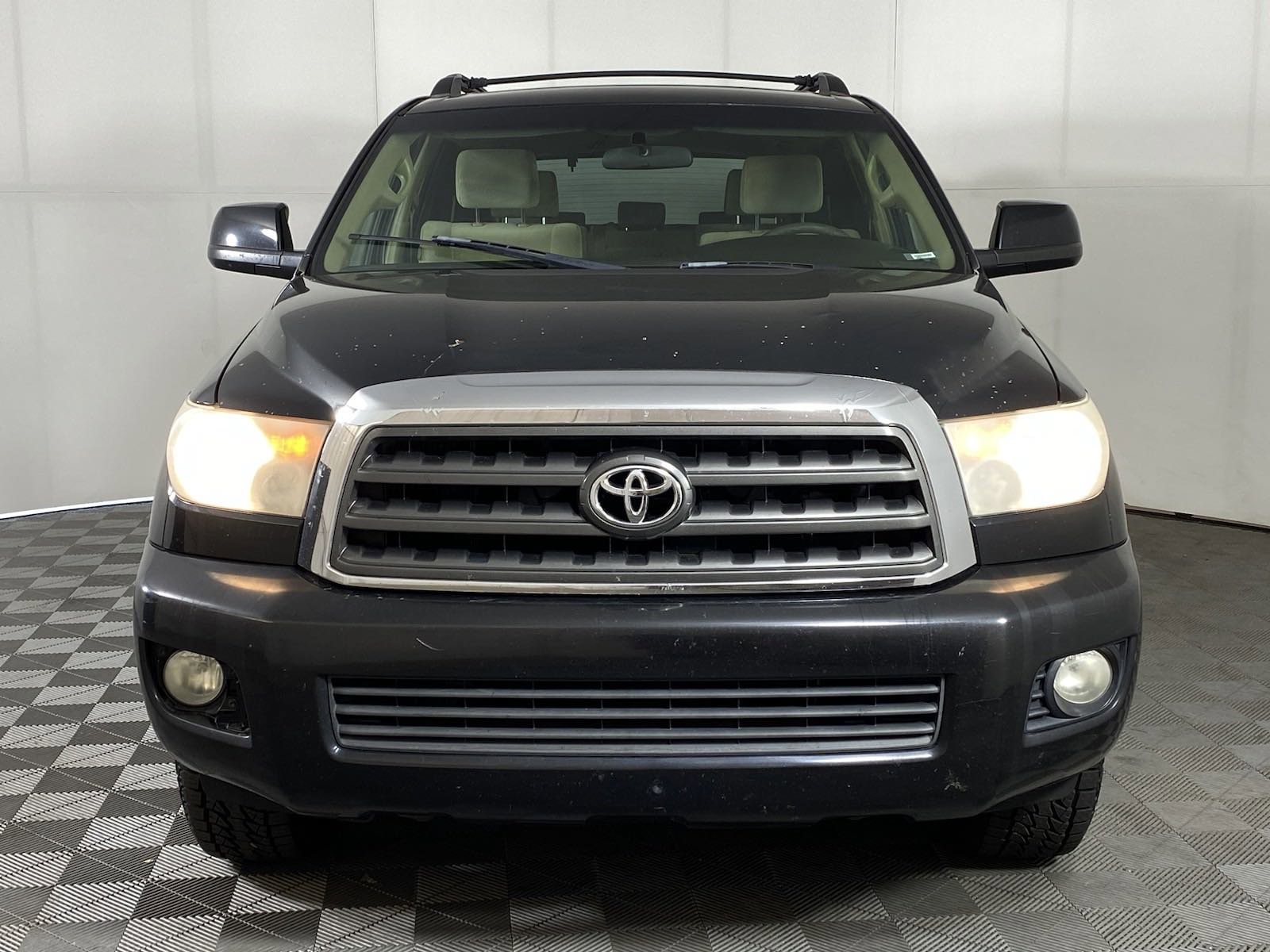 Used 2008 Toyota Sequoia SR5 with VIN 5TDZY64A08S007948 for sale in Denver, CO