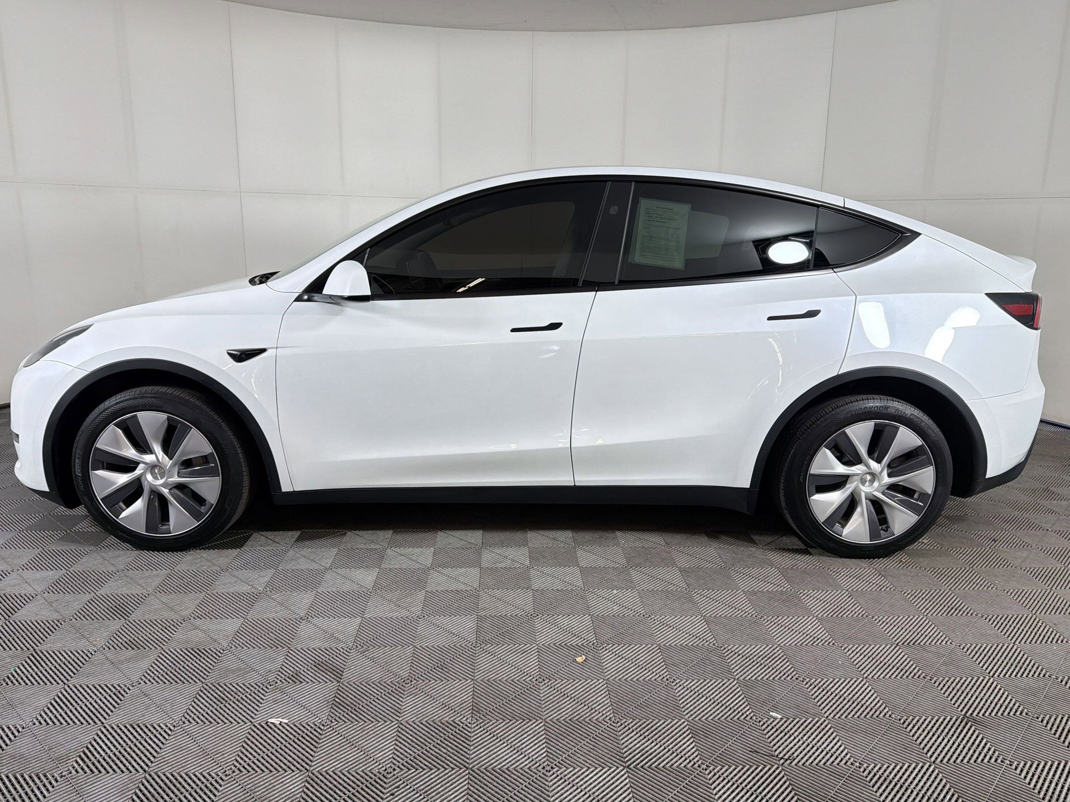 Used 2024 Tesla Model Y Long Range with VIN 7SAYGDEE9RA225722 for sale in Denver, CO