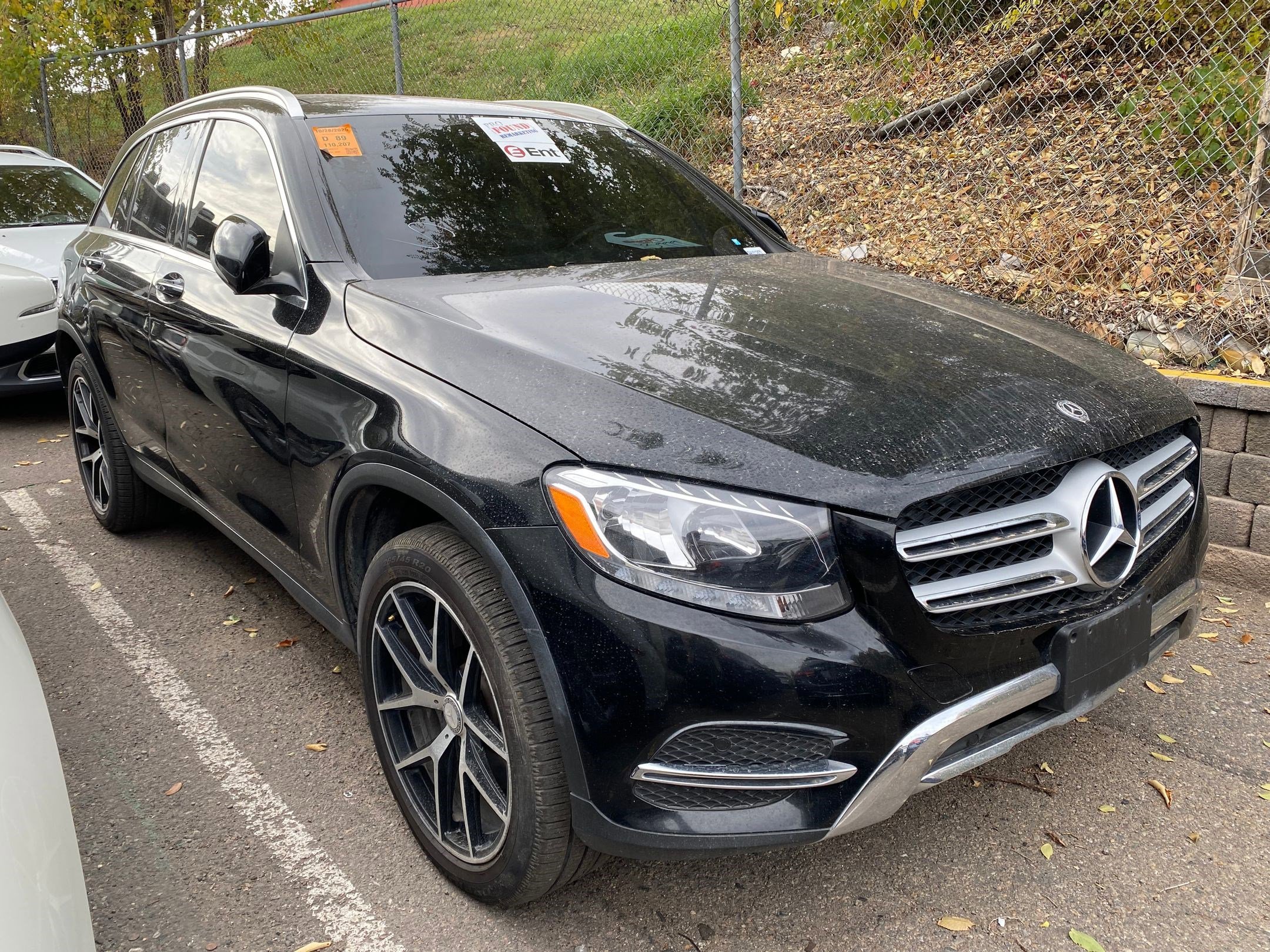 2017 Mercedes Benz GLC 300 photo 4