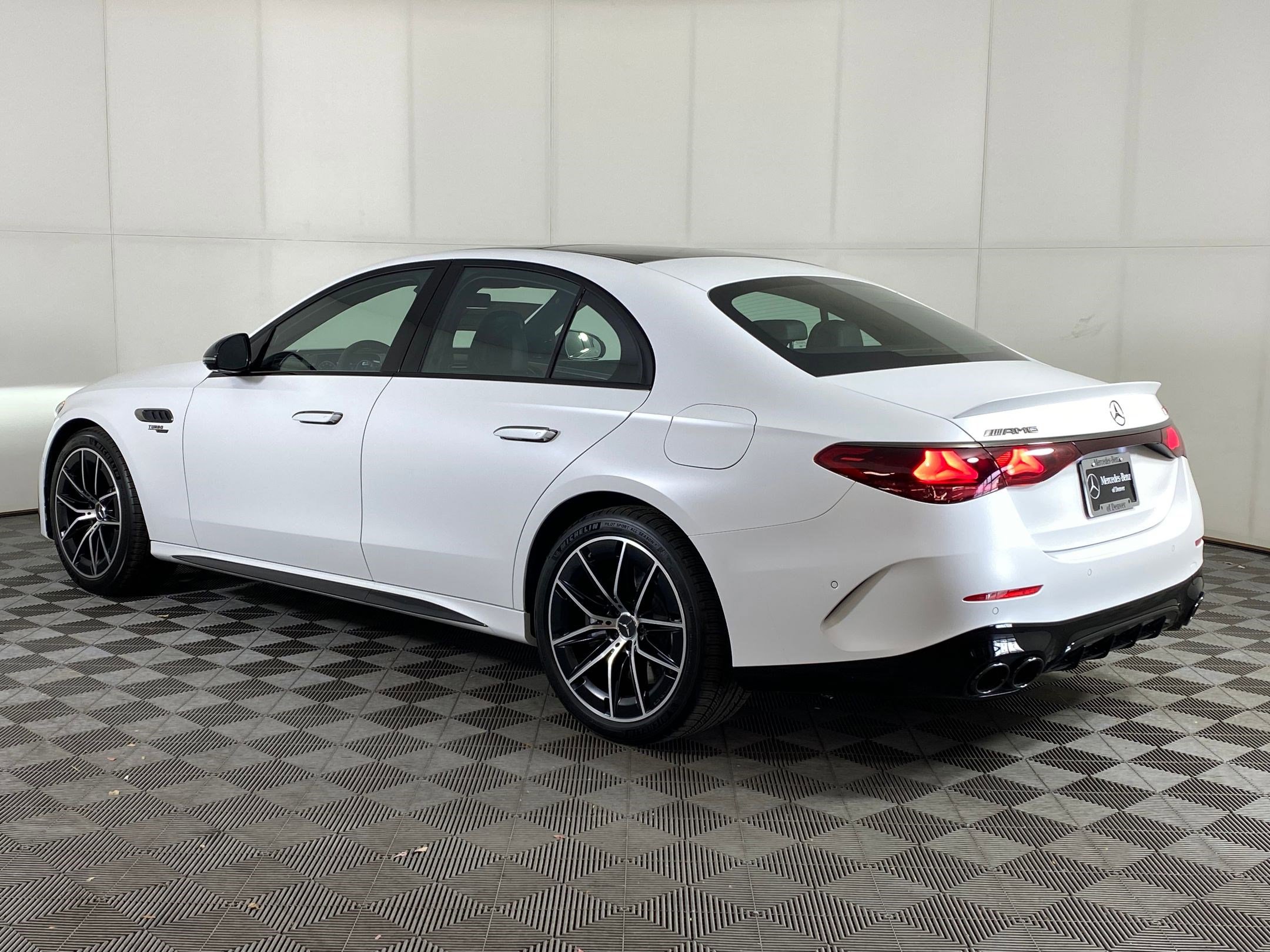 2026 Mercedes Benz E AMG 53 photo 3