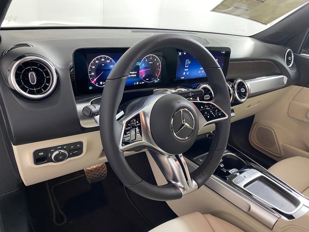 New 2026 Mercedes-Benz GLB 250 4MATIC SUV