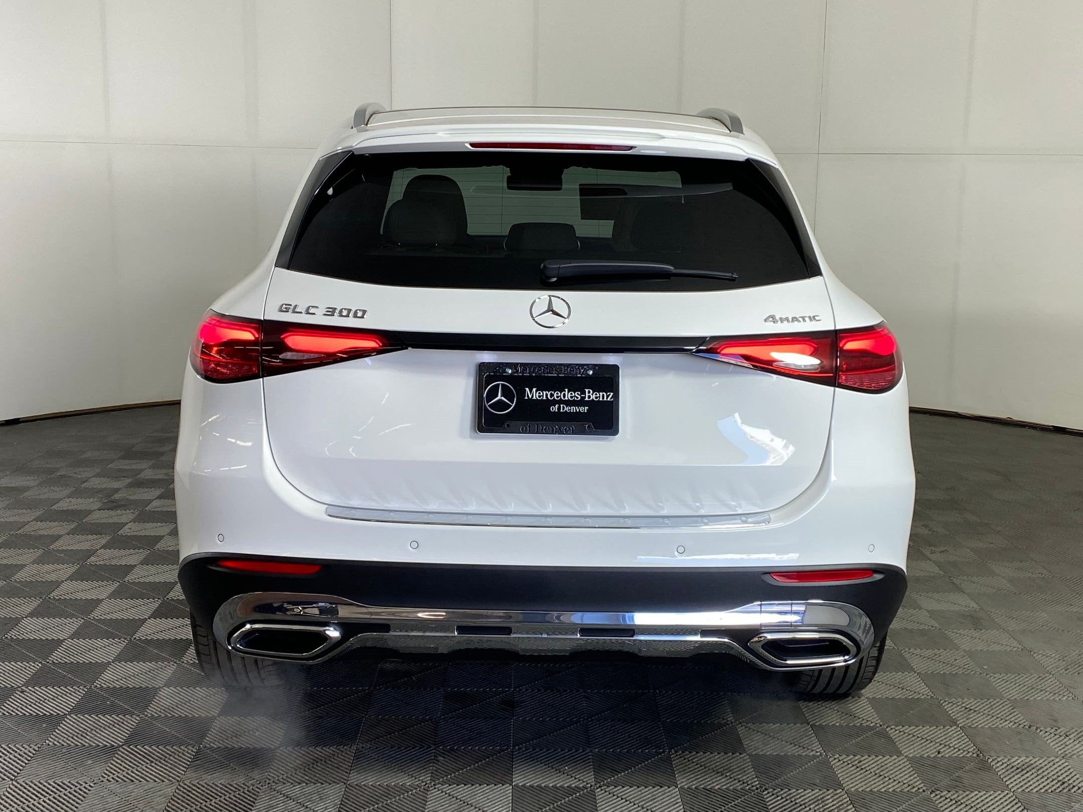 2026 Mercedes-Benz GLC Base - Photo 9