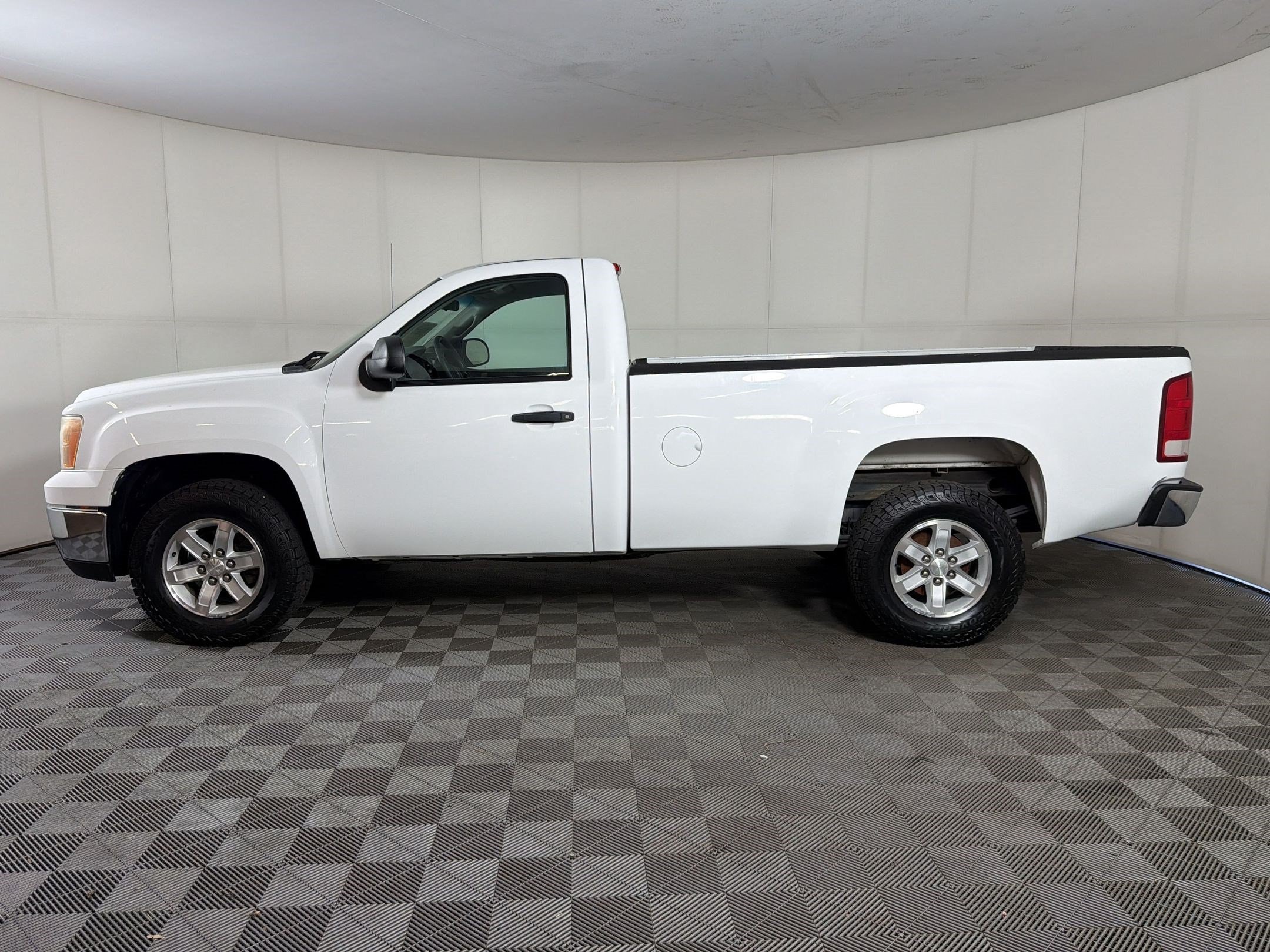 Used 2013 GMC Sierra 1500 Work Truck with VIN 1GTN1TE0XDZ138515 for sale in Denver, CO