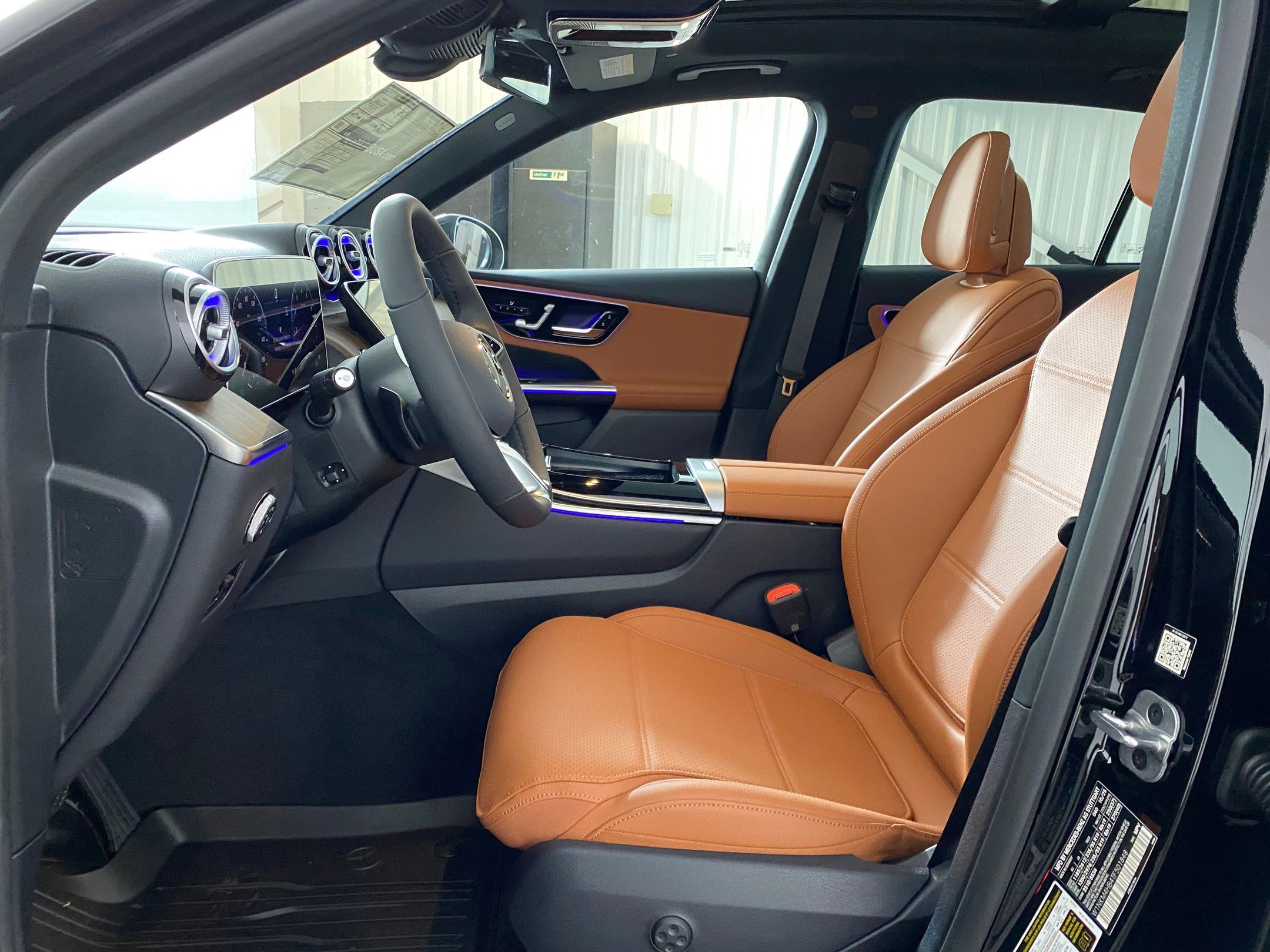 2026 Mercedes Benz GLC 300 4MATIC photo 3