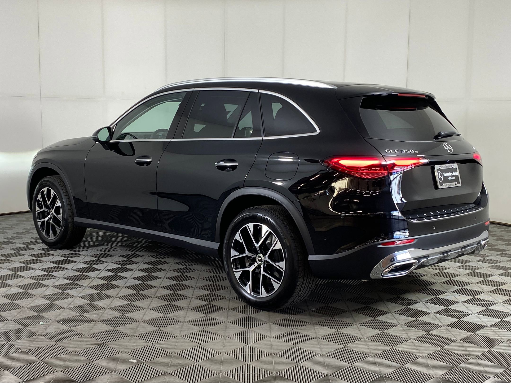 2026 Mercedes Benz GLC 350e 4MATIC photo 3