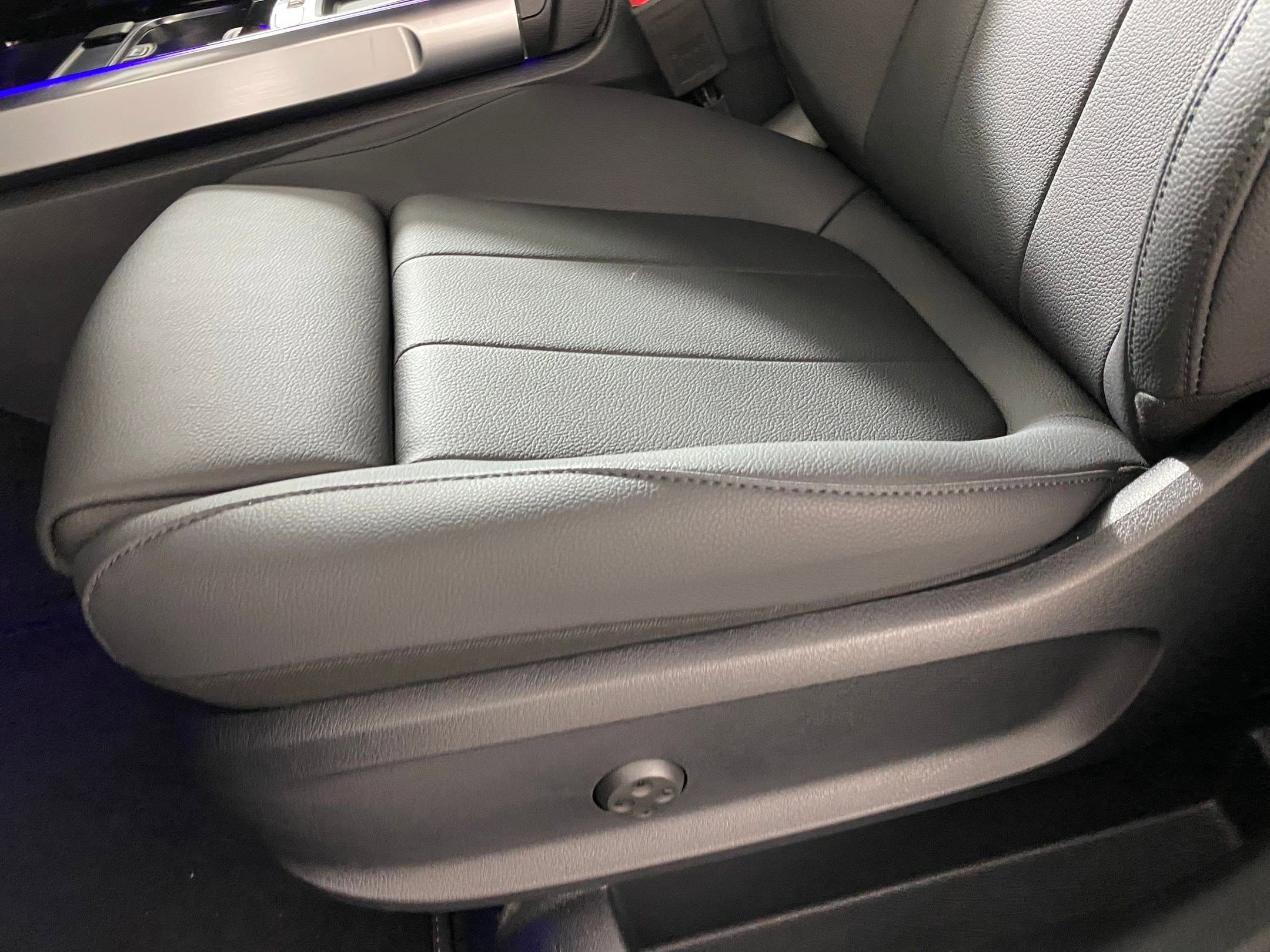 2025 Mercedes-Benz GLB Base - Photo 12