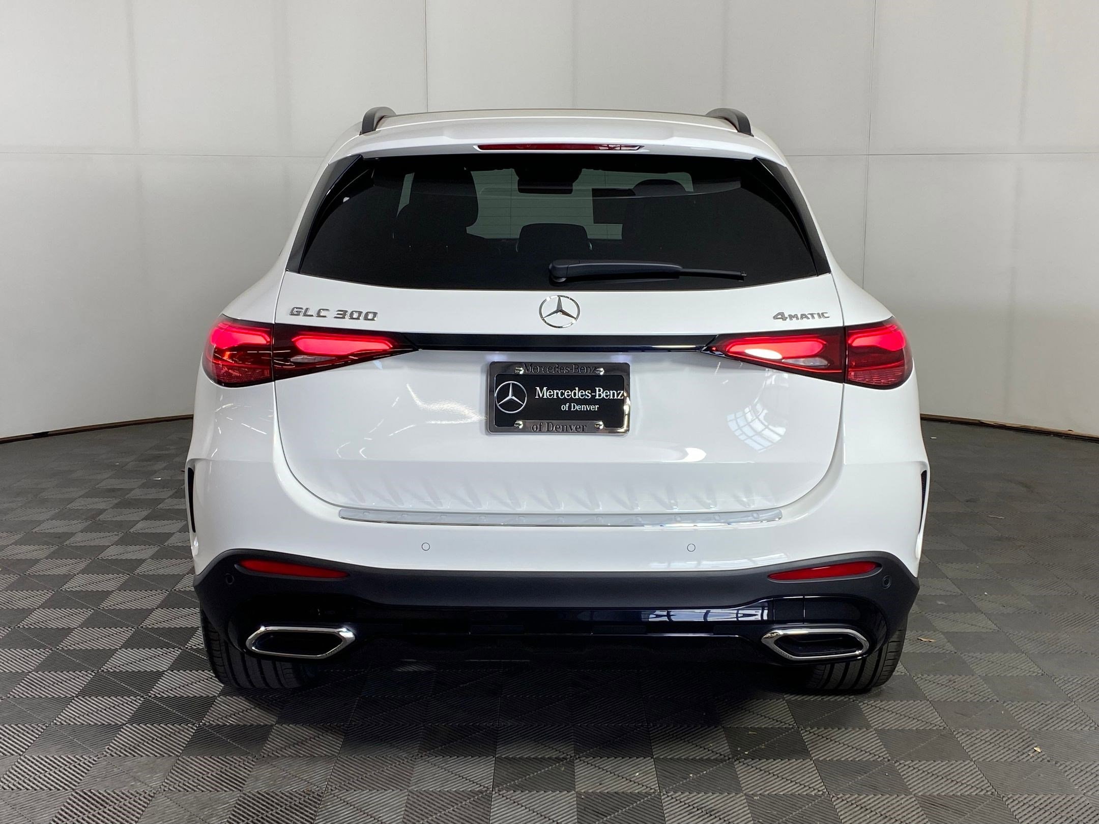 2026 Mercedes-Benz GLC Base - Photo 9