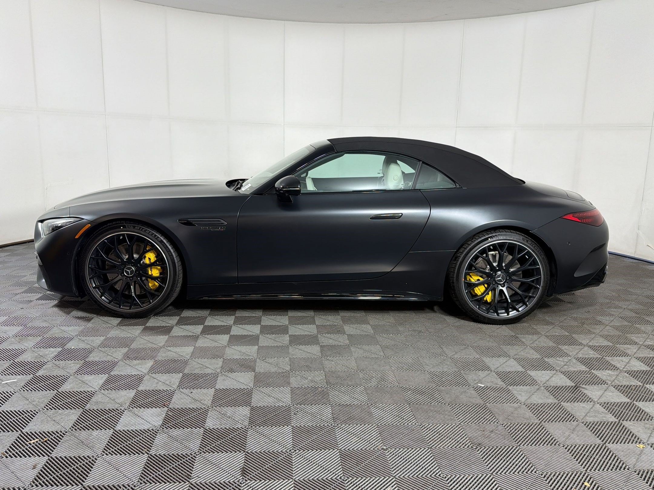 2027 Mercedes-Benz AMG SL 55 Base Convertible