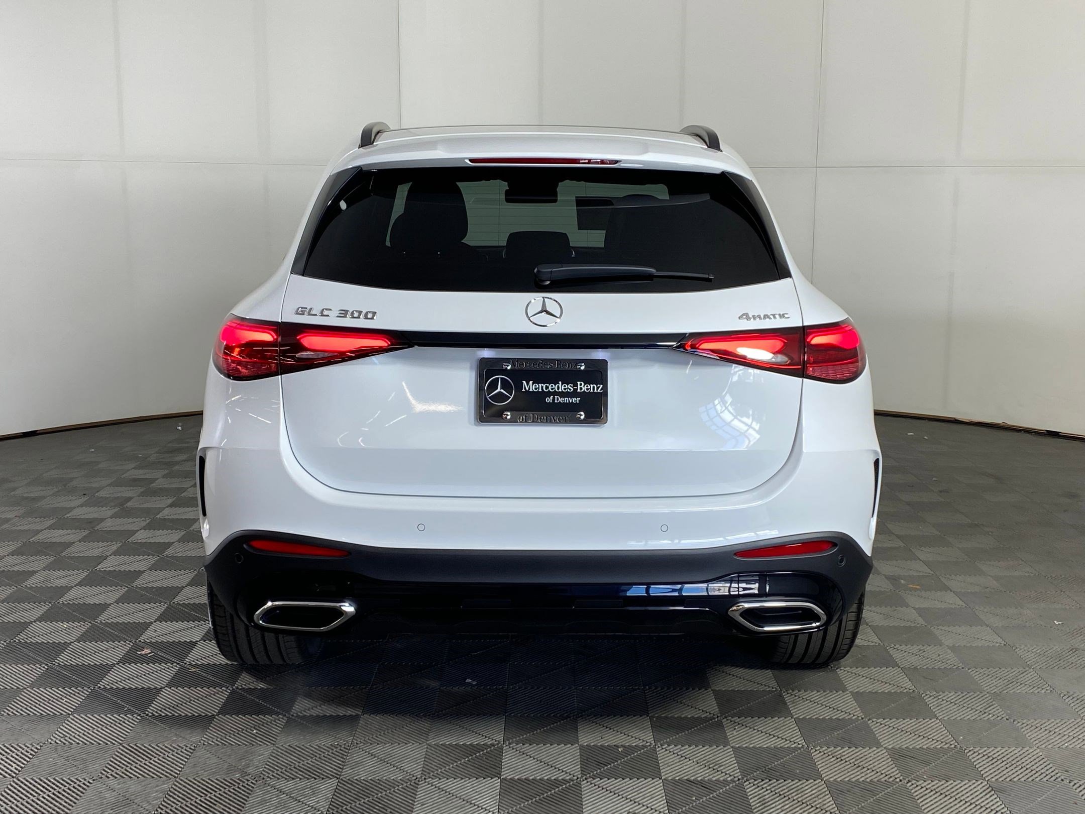 2026 Mercedes-Benz GLC Base - Photo 9