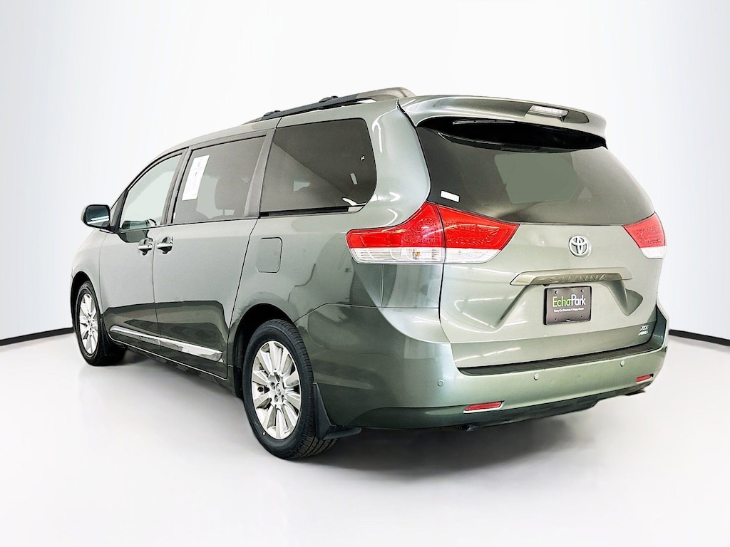 Used 2014 Toyota Sienna XLE Van