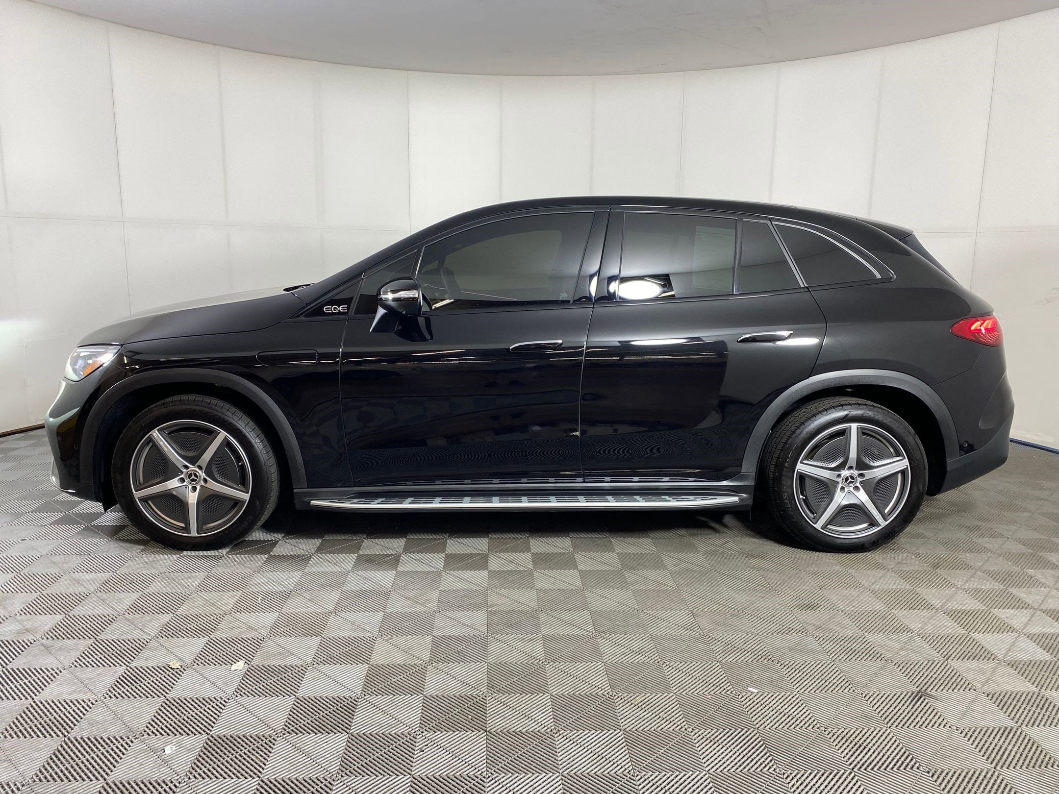 Certified 2024 Mercedes-Benz EQE SUV Base with VIN 4JGGM1CB6RA058591 for sale in Denver, CO