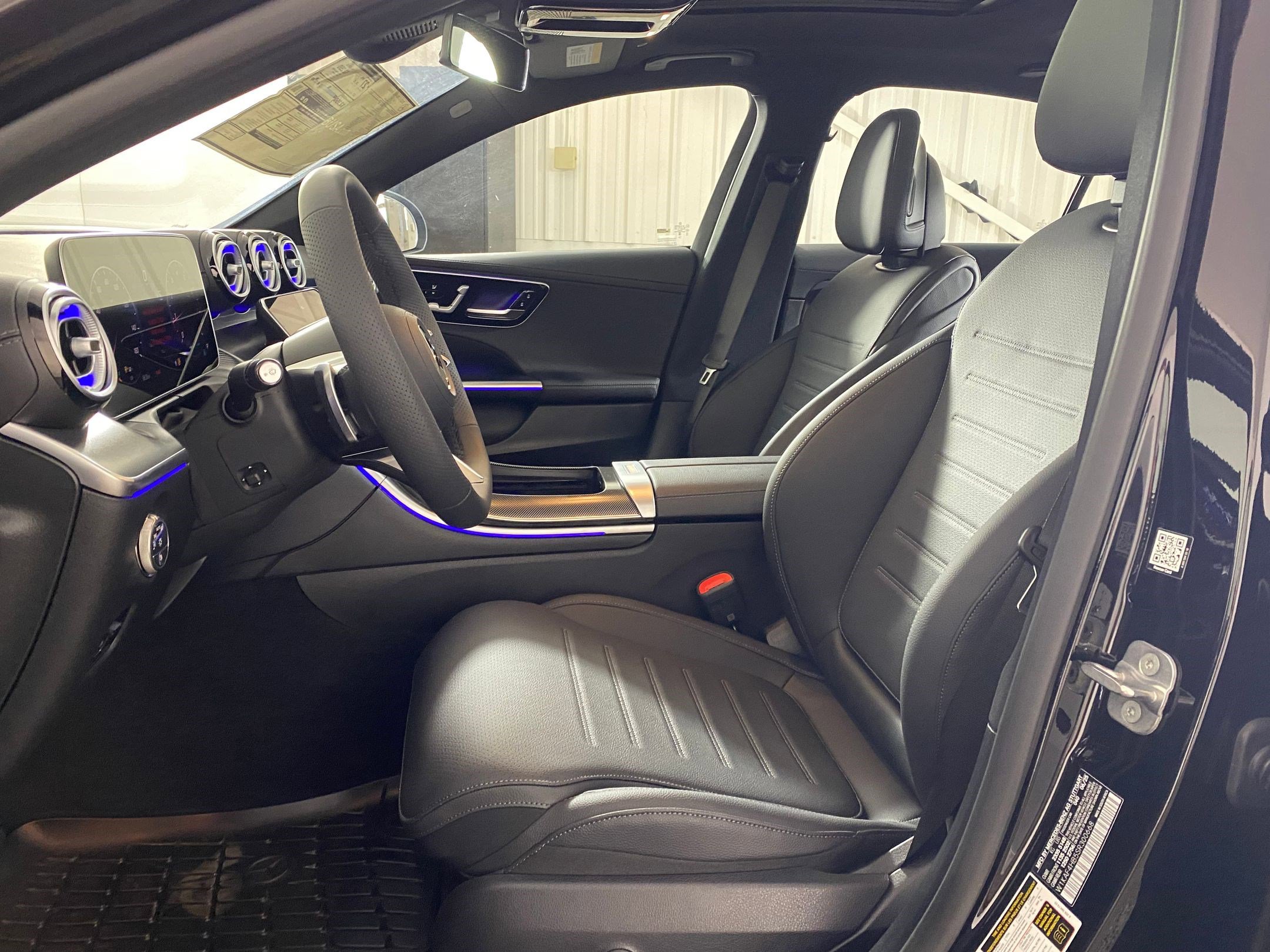 2025 Mercedes Benz C 300 4MATIC Sedan photo 4