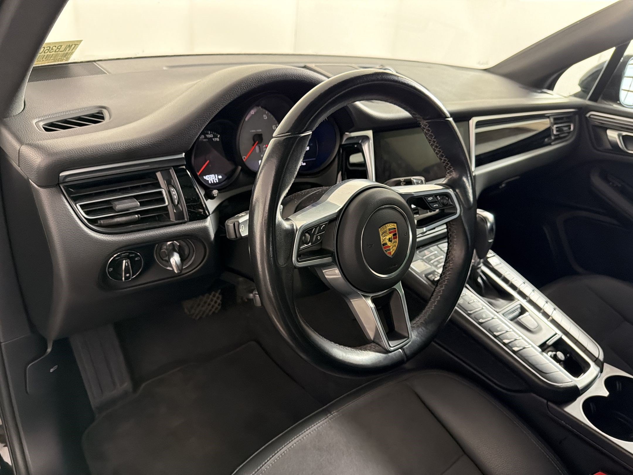 Macan S Sport Utility