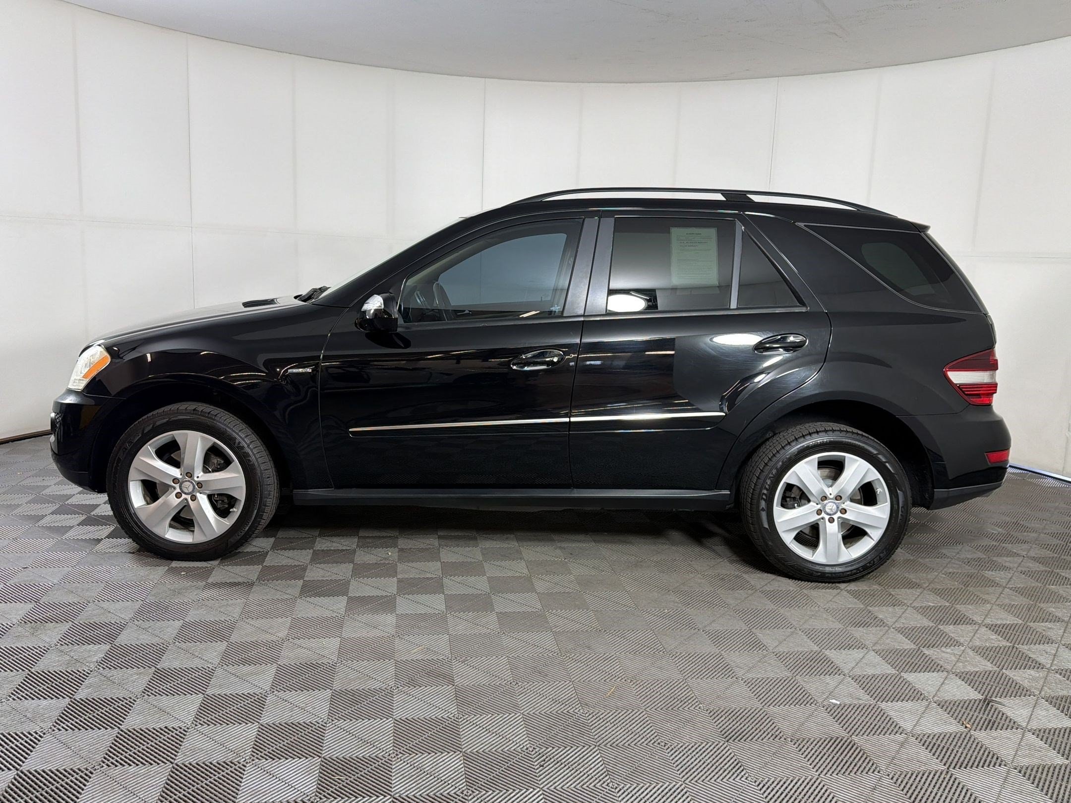 M-Class Base Coupe