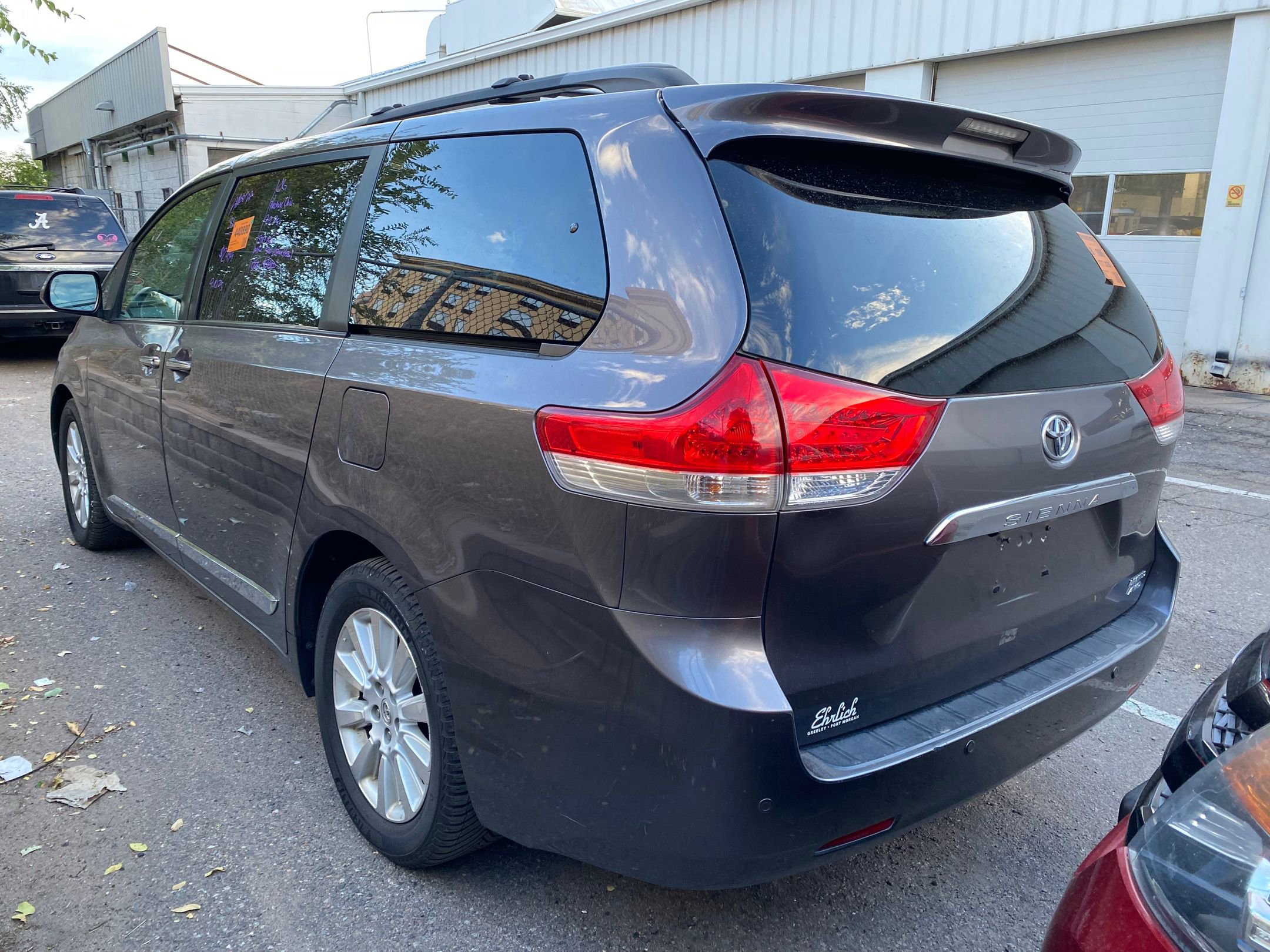 2012 Toyota Sienna Limited photo 2