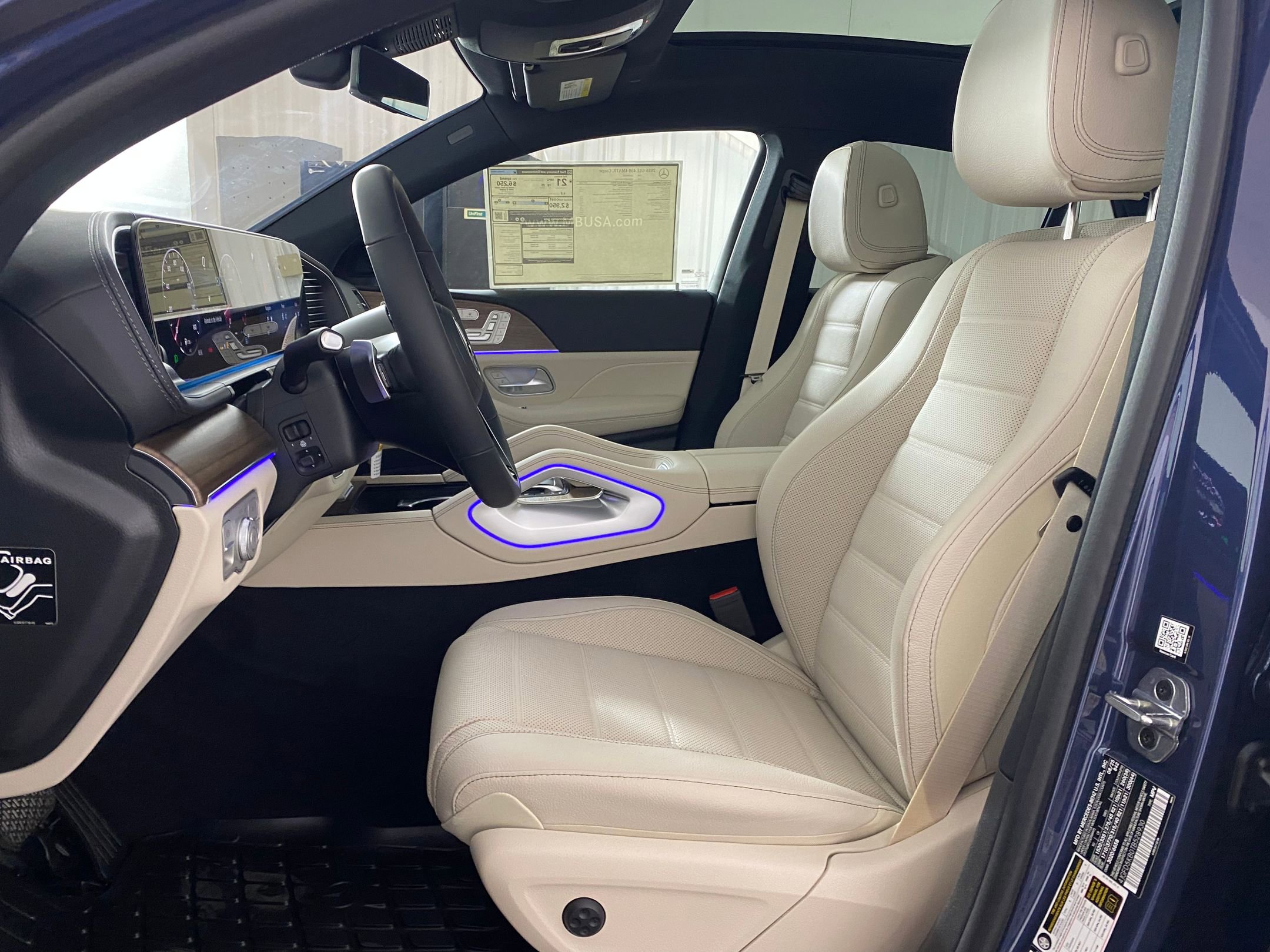 2026 Mercedes Benz GLE 450 4MATIC photo 3