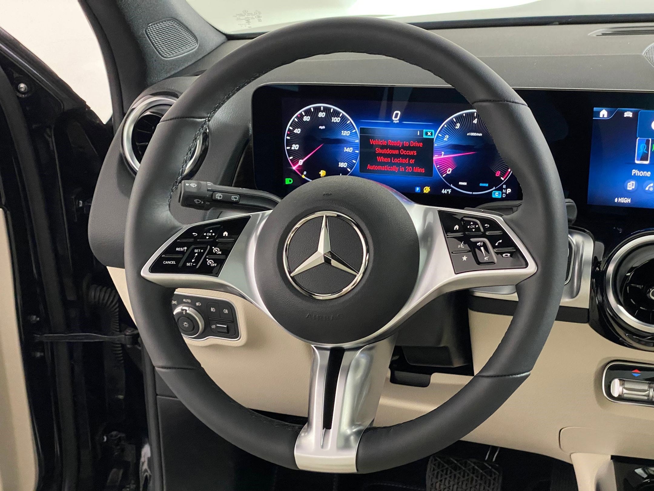 2026 Mercedes-Benz GLB GLB 250 - Photo 16