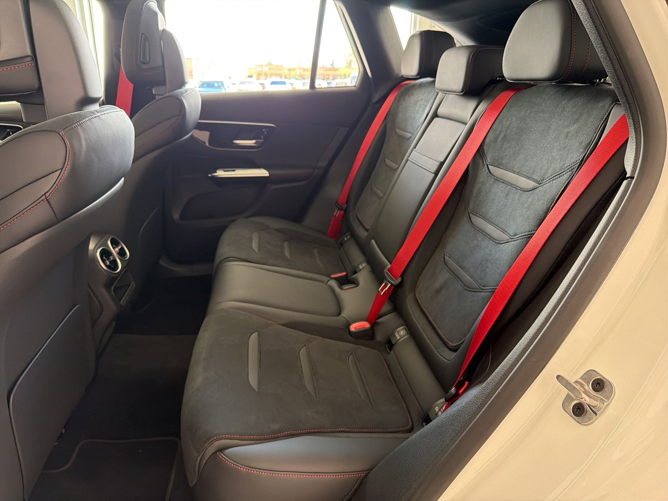 2026 Mercedes-Benz GLC AMG GLC43 - Photo 15