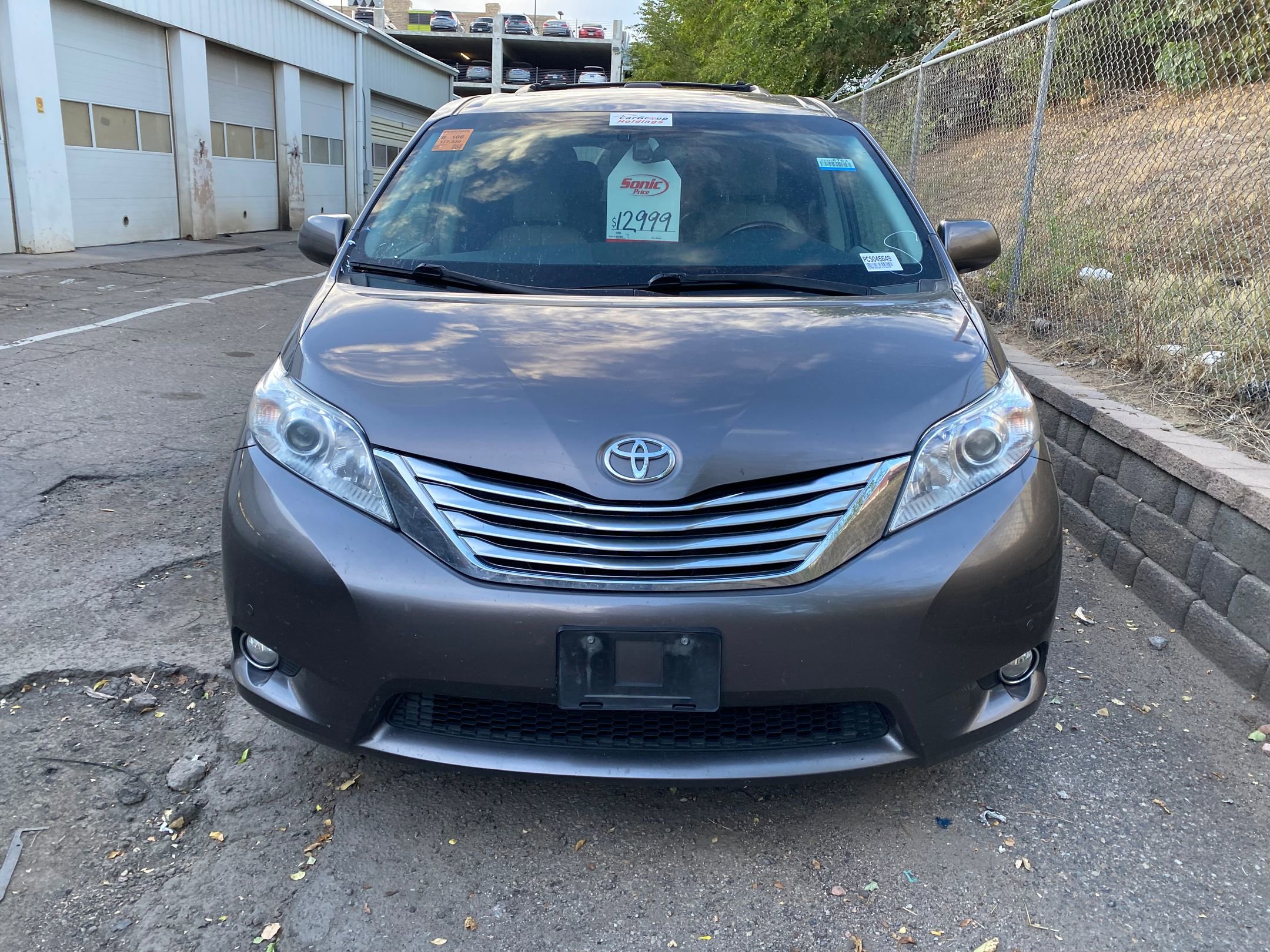2012 Toyota Sienna Limited photo 3