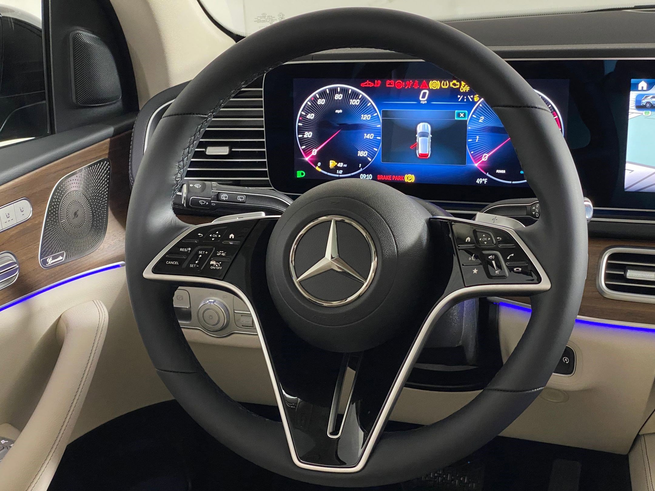 2026 Mercedes Benz GLE 450 4MATIC photo 3