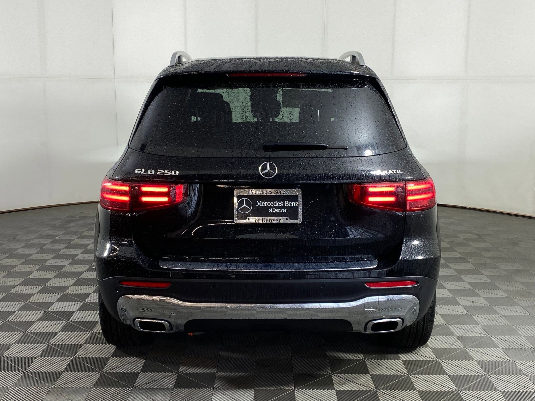 2025 Mercedes-Benz GLB Base - Photo 9