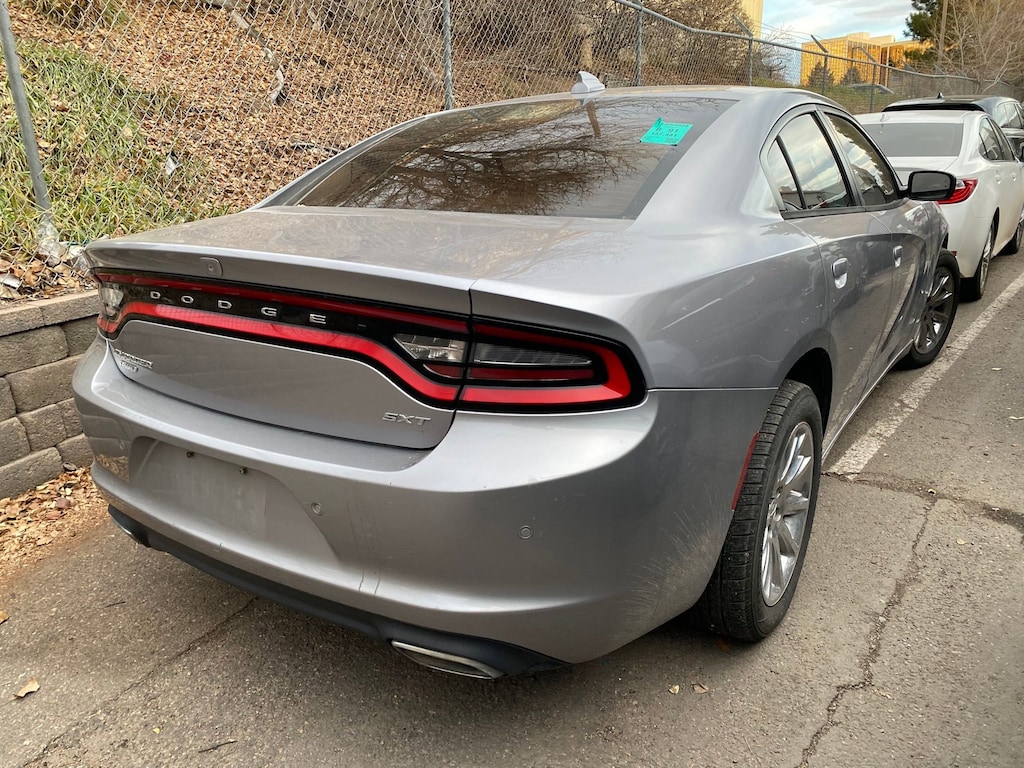 Used 2015 Dodge Charger SXT Sedan