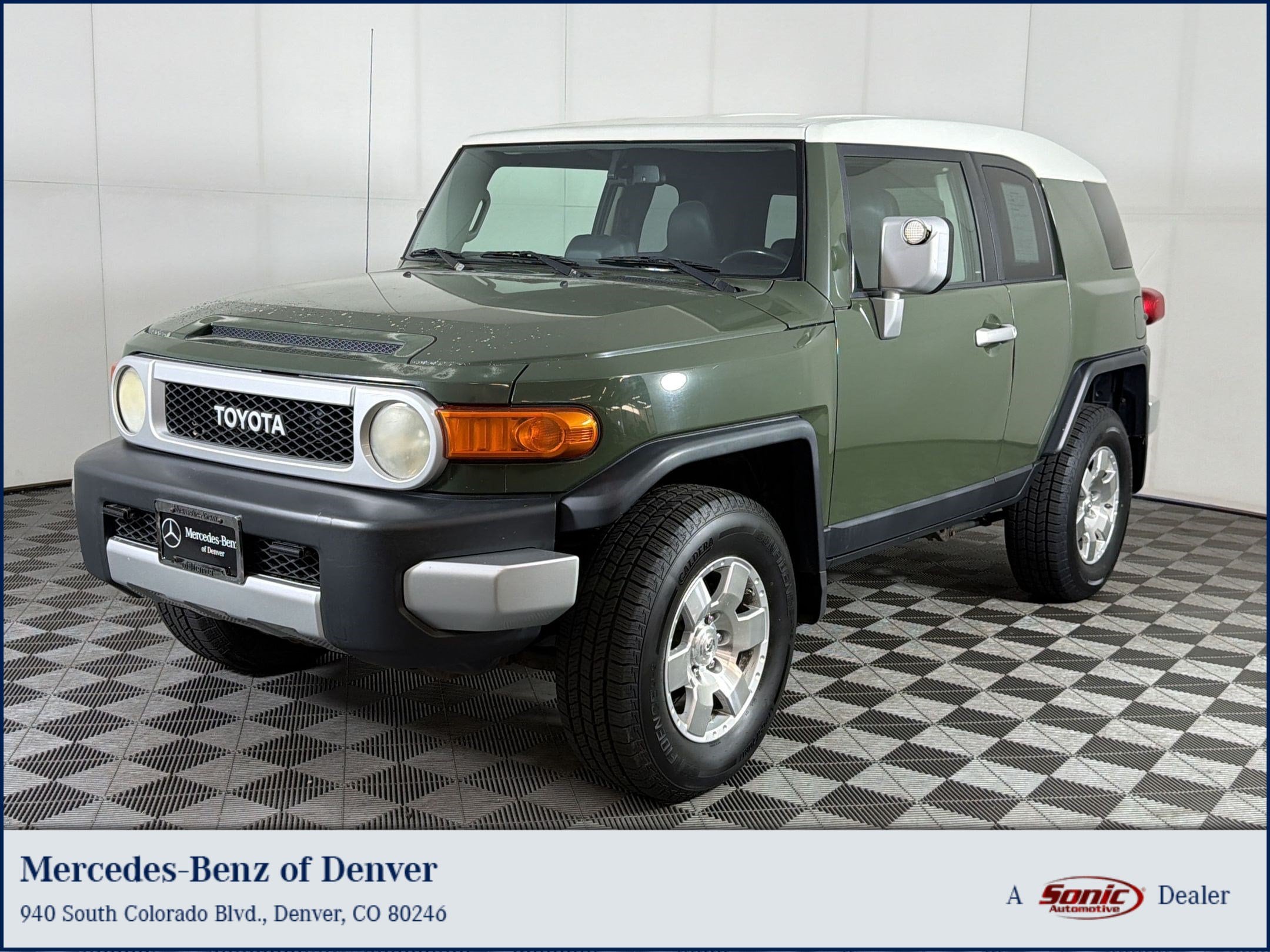 FJ Cruiser Base Sport Utility